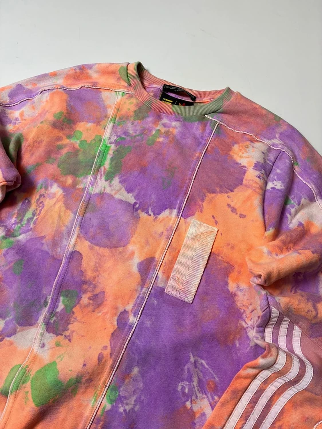 아디다스 x 퍼렐 윌리엄스 18ss 프렌치 테리 맨투맨 PN8803 상품이미지3