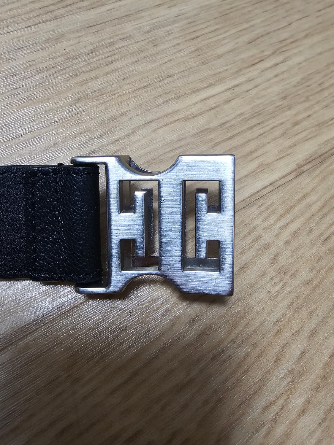 지방시 레더 4G 릴리즈 벨트 상품이미지5