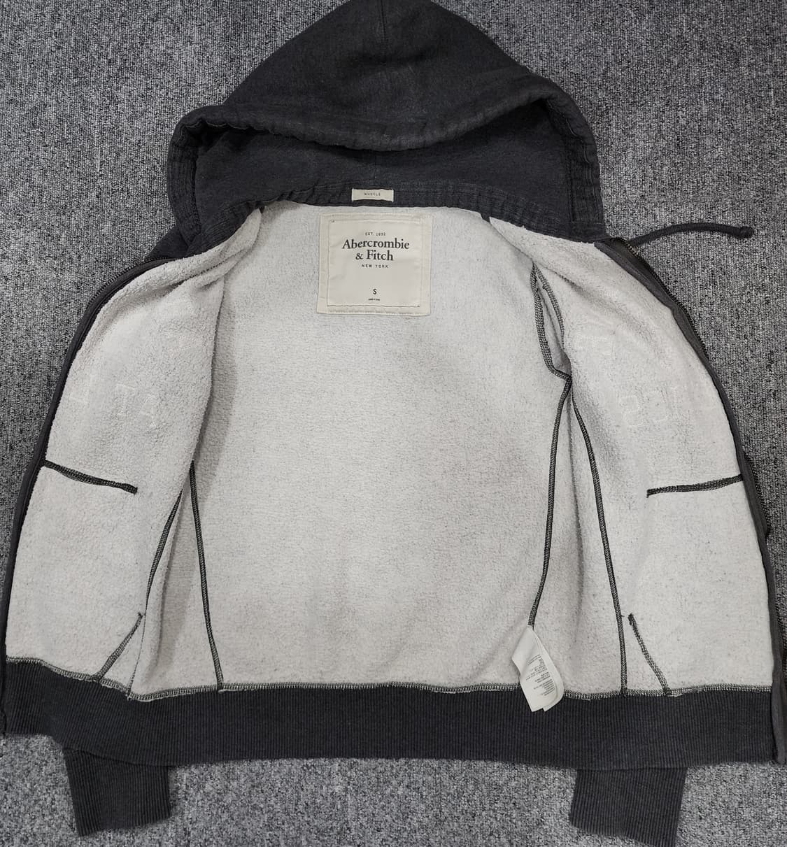 아베크롬비 빈티지 Y2K 스펠로고 후드집업 S 상품이미지3