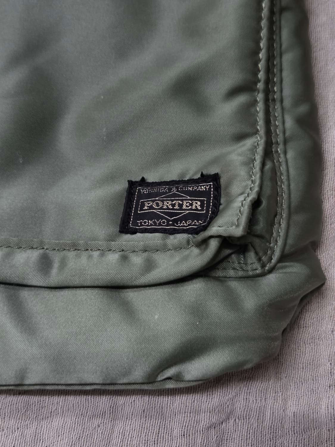 porter 포터 카키 탱커 토트백 상품이미지3