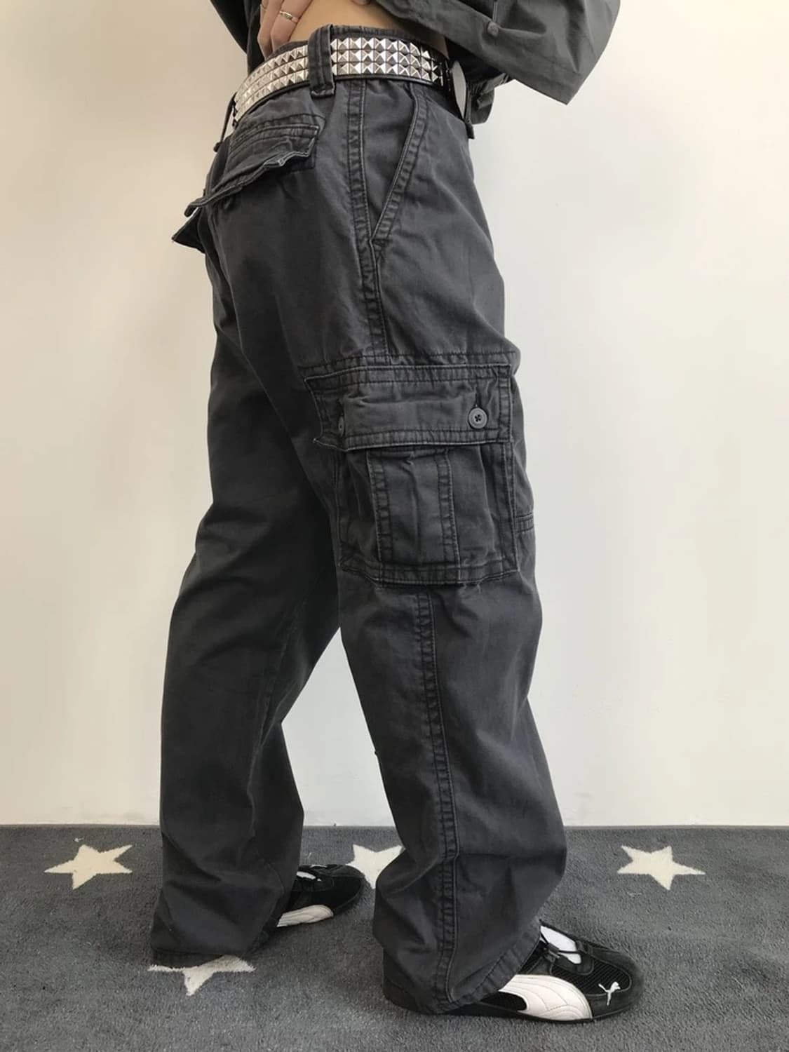 Old Navy Cargo Pants Charcoal 상품이미지2