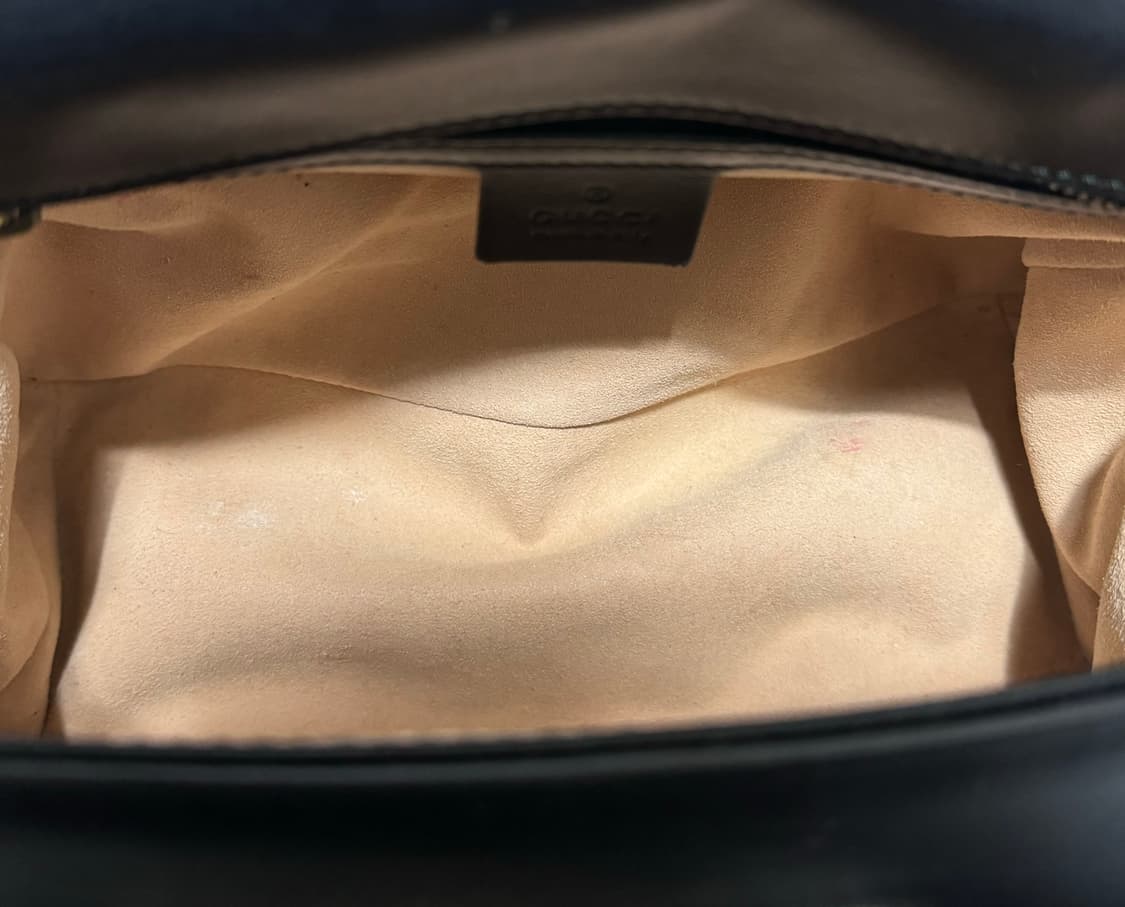 구찌 GG 마몬트 마틀라세 탑 핸들백 스몰 상품이미지9