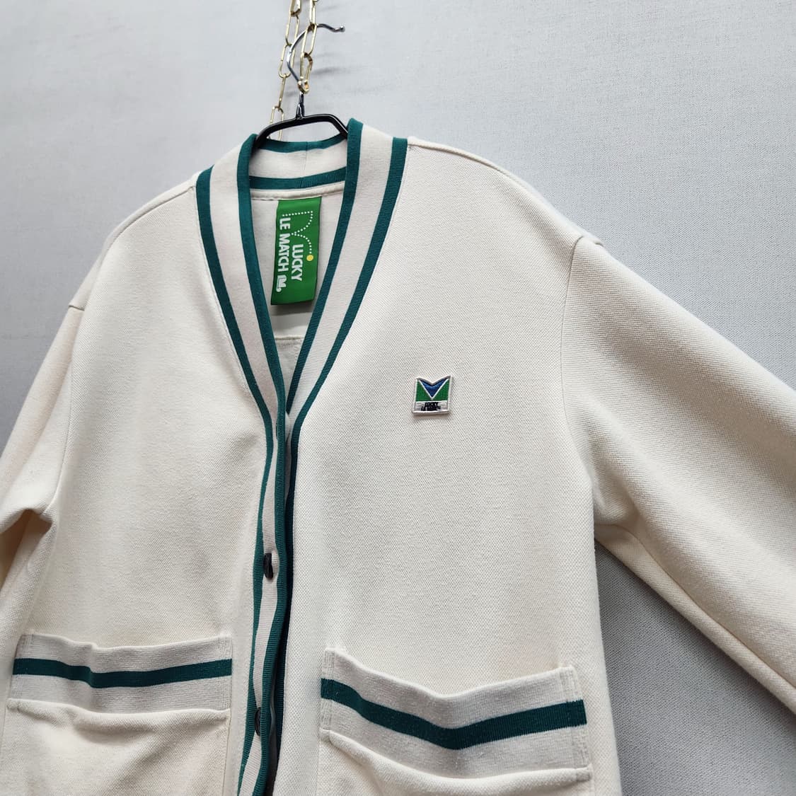 럭키마르쉐 로고 가디건 free(L) 남여공용 상품이미지3