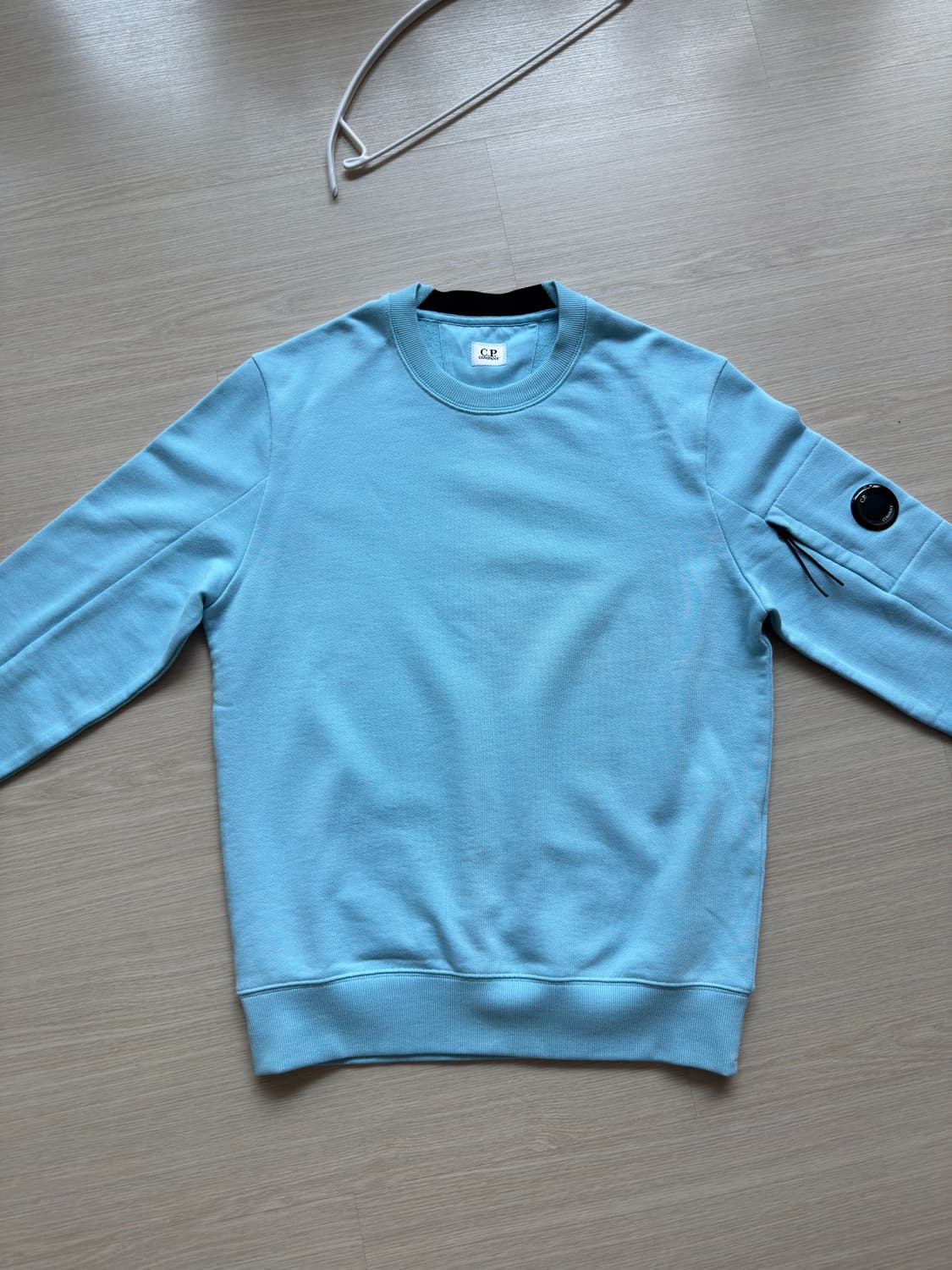 cp컴퍼니 맨투맨(m) 새상품 상품이미지1