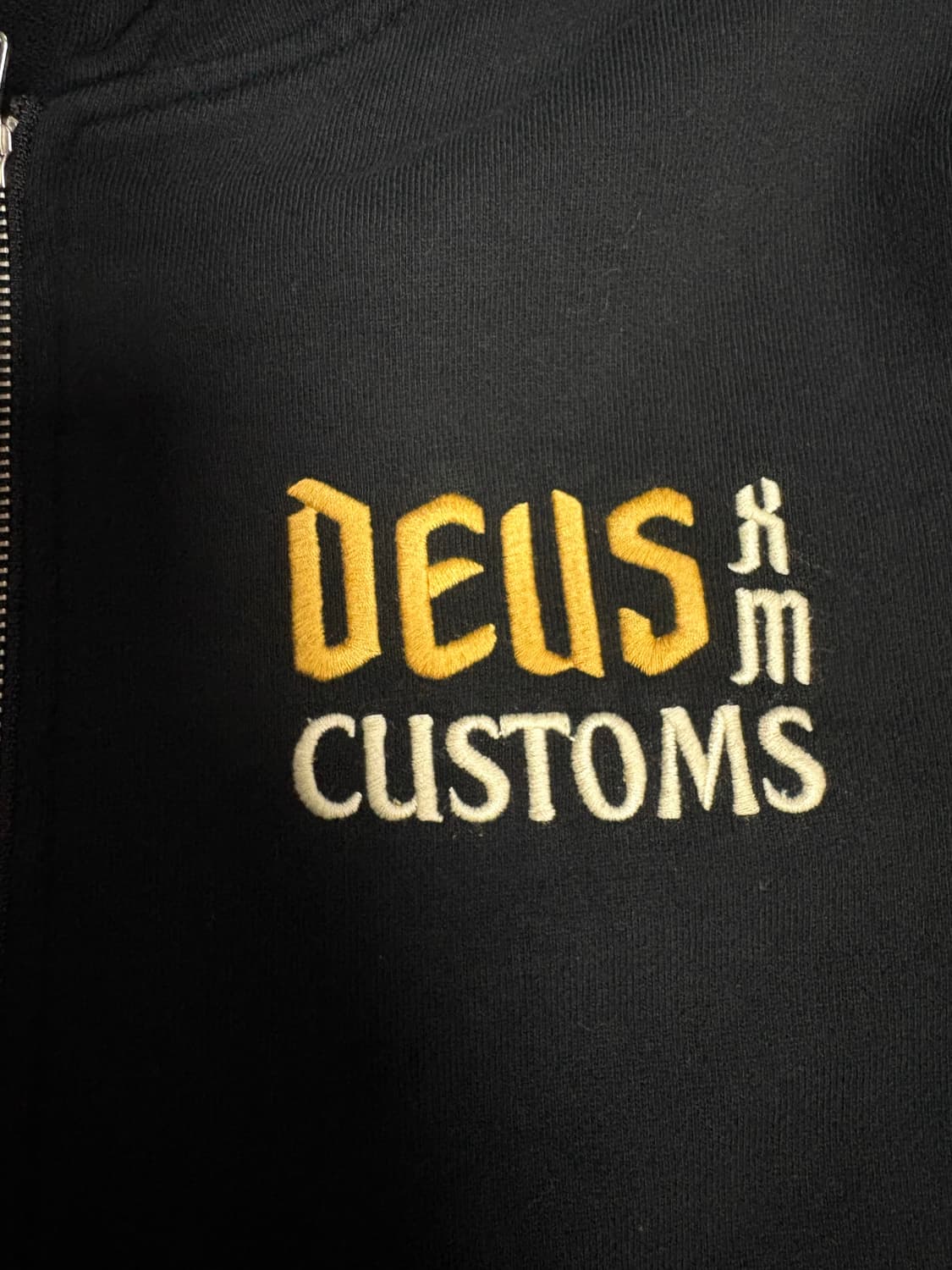 데우스 엑스 마키나 서포터 후드집업 상품이미지3