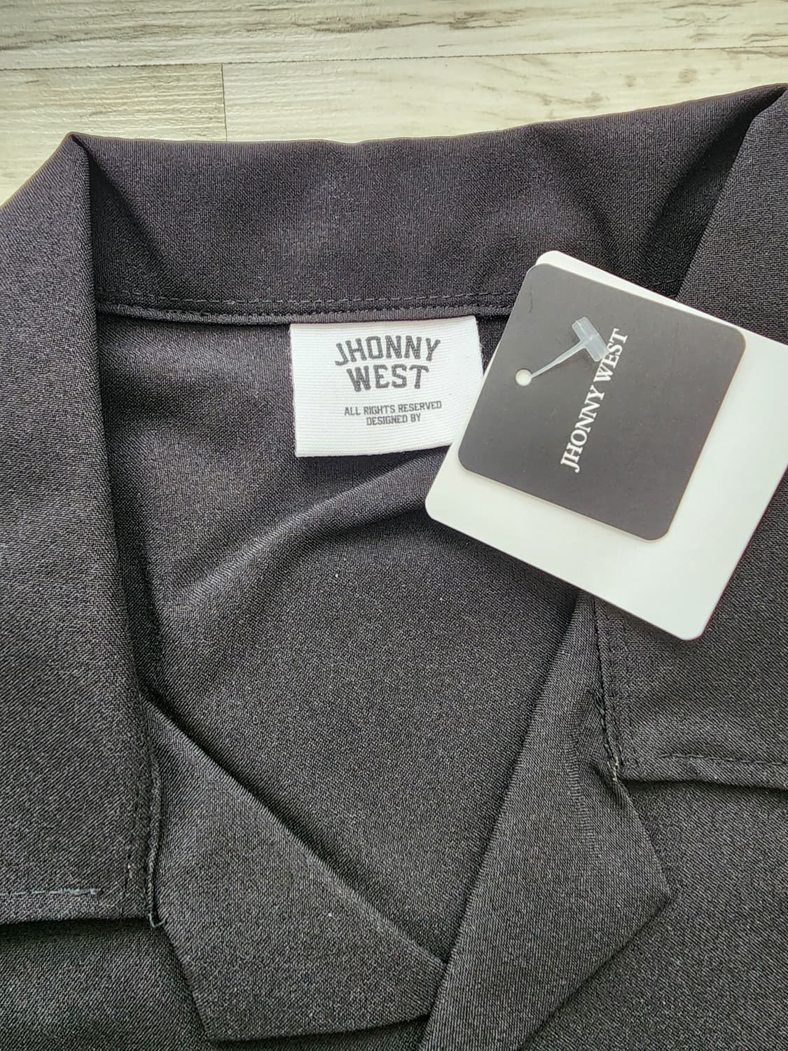 (새상품)Johnny west 쟈니웨스트 블랙 반팔 셔츠(105~110) 상품이미지3