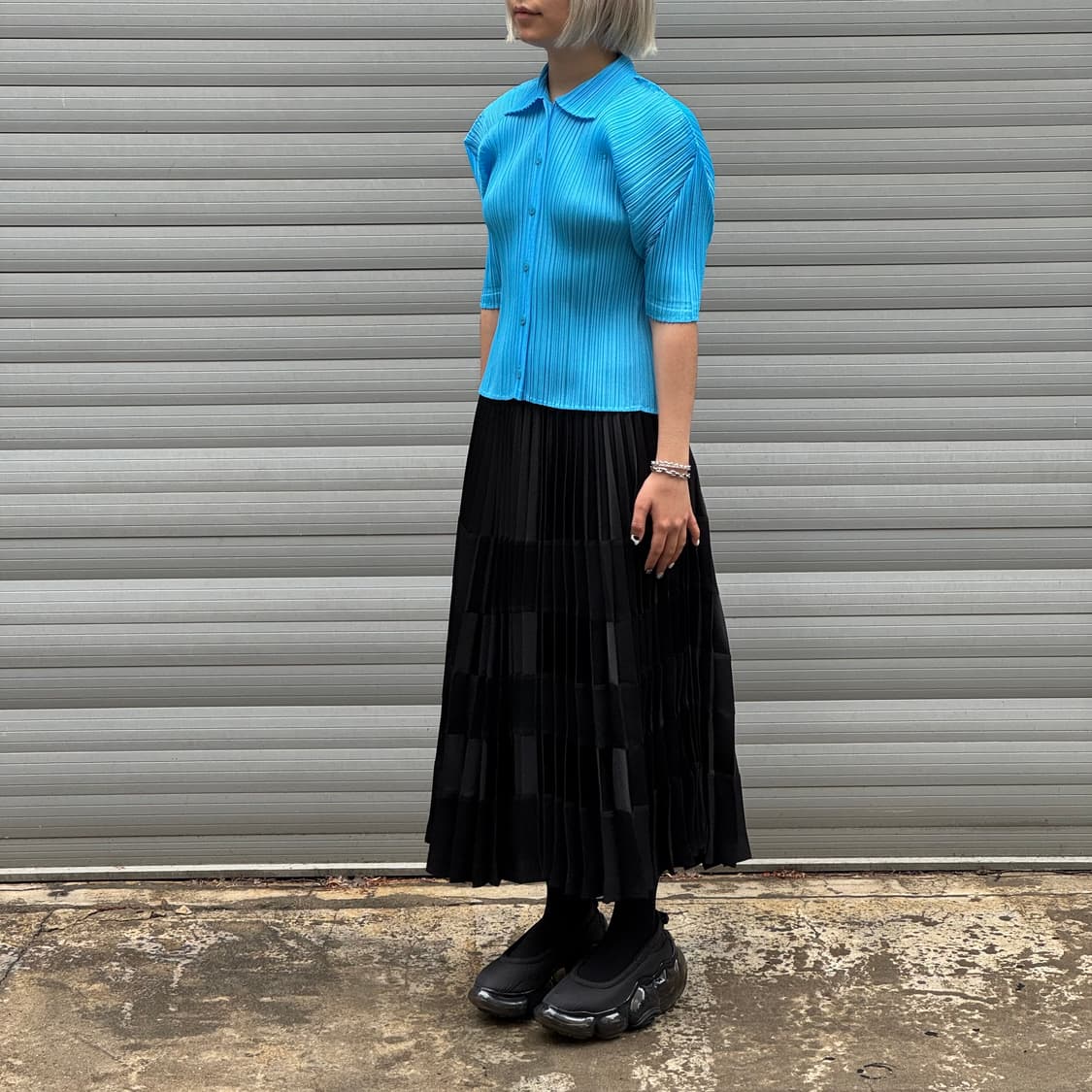 Pleated Short Sleeve Blouse Blue 상품이미지6