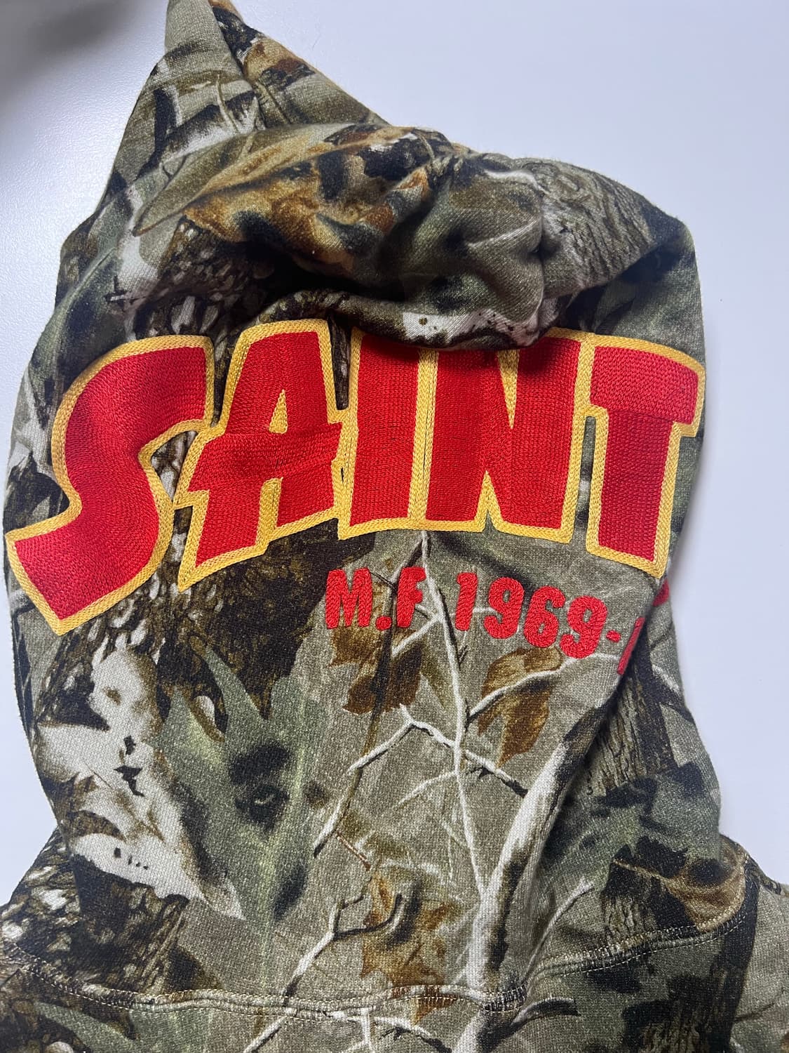 세인트미카엘 베이프 콜라보 리얼트리 샤크 후드 L사이즈 상품이미지8