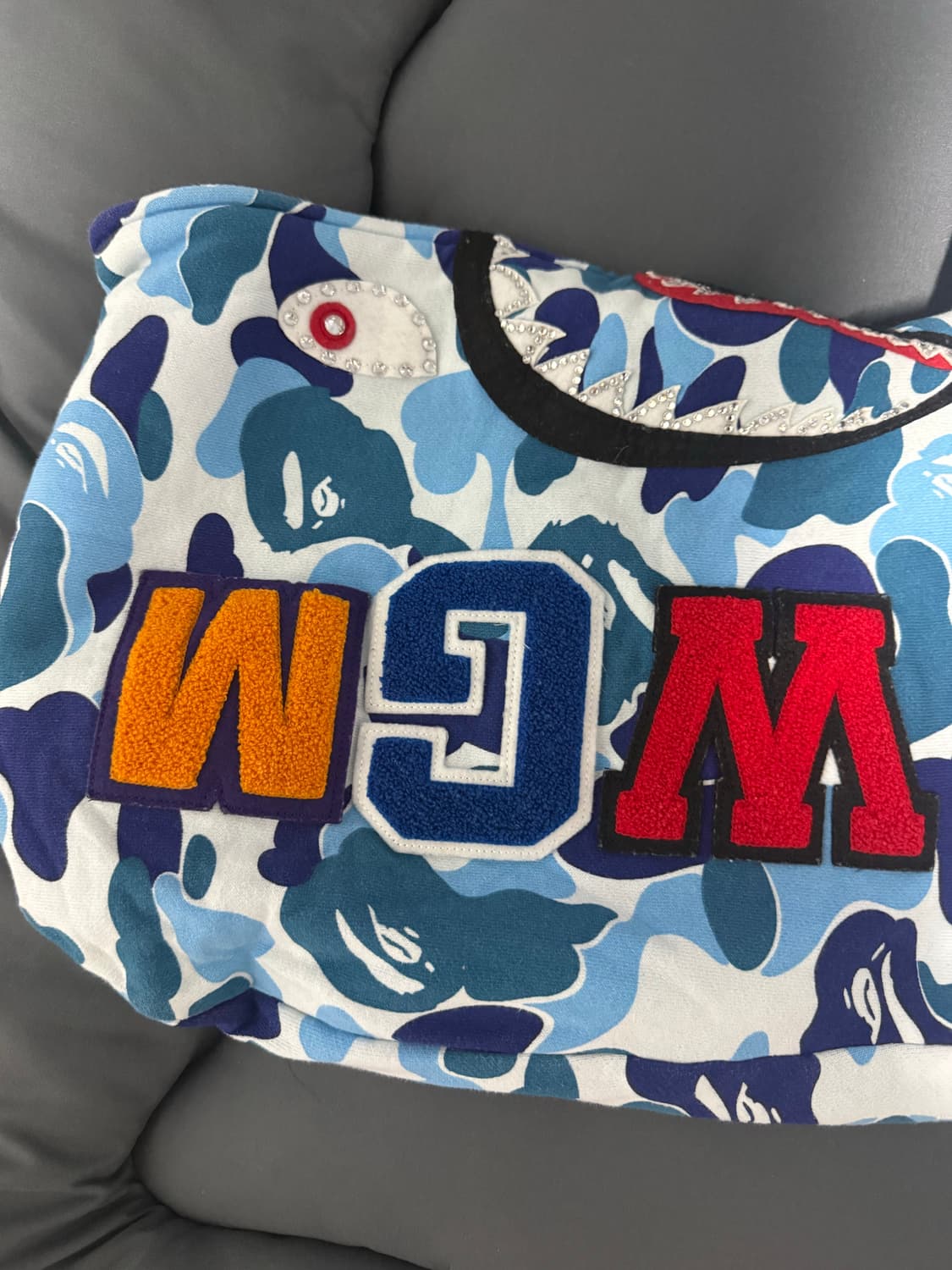 베이프 크리스탈 크롭 후드 집업 블루 상품이미지6