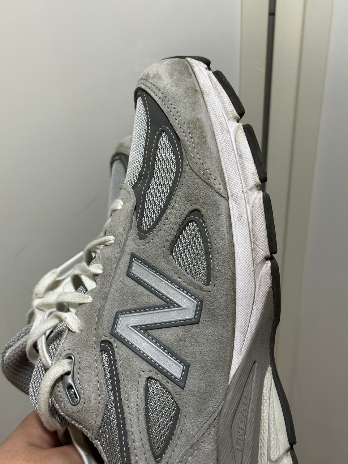 뉴발란스 990v4 us 10.5 상품이미지3