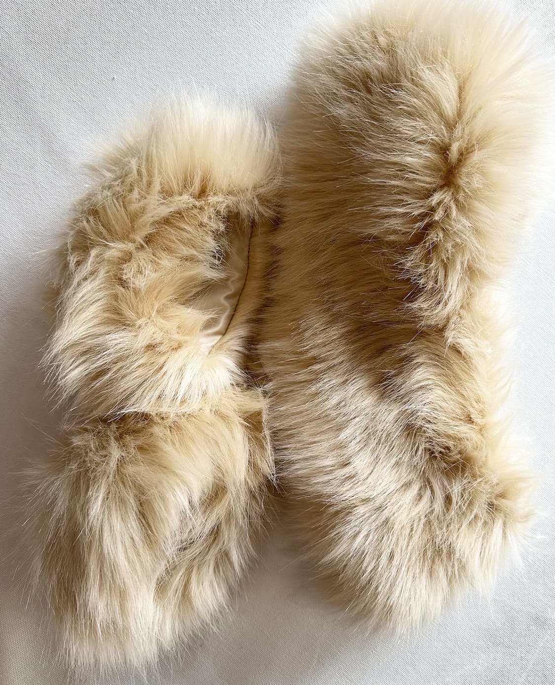 RIENDA cream faux fur jacket 상품이미지9