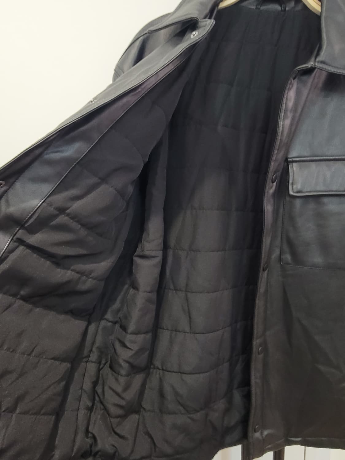 자라맨 페이크 레더 가죽 패딩 오버핏 셔츠형 자켓 S사이즈 상품이미지6