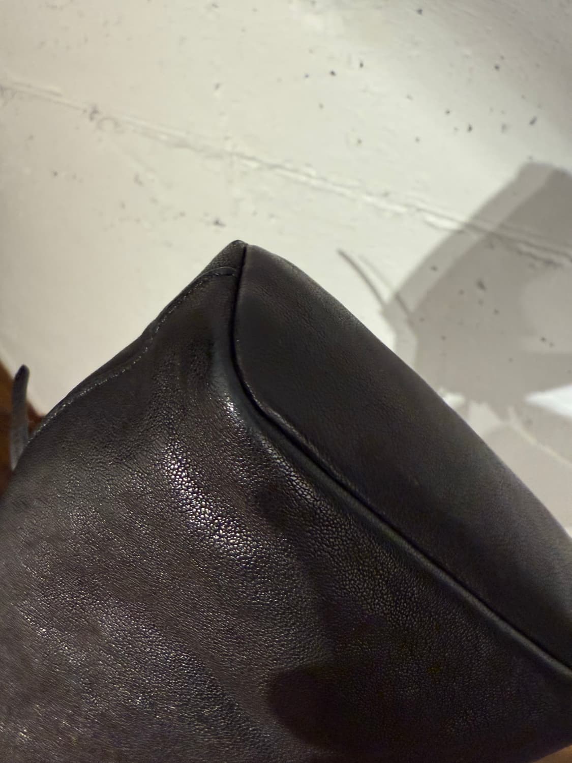 미우미우 나파레더 미니 버킷백 최저가 상품이미지6