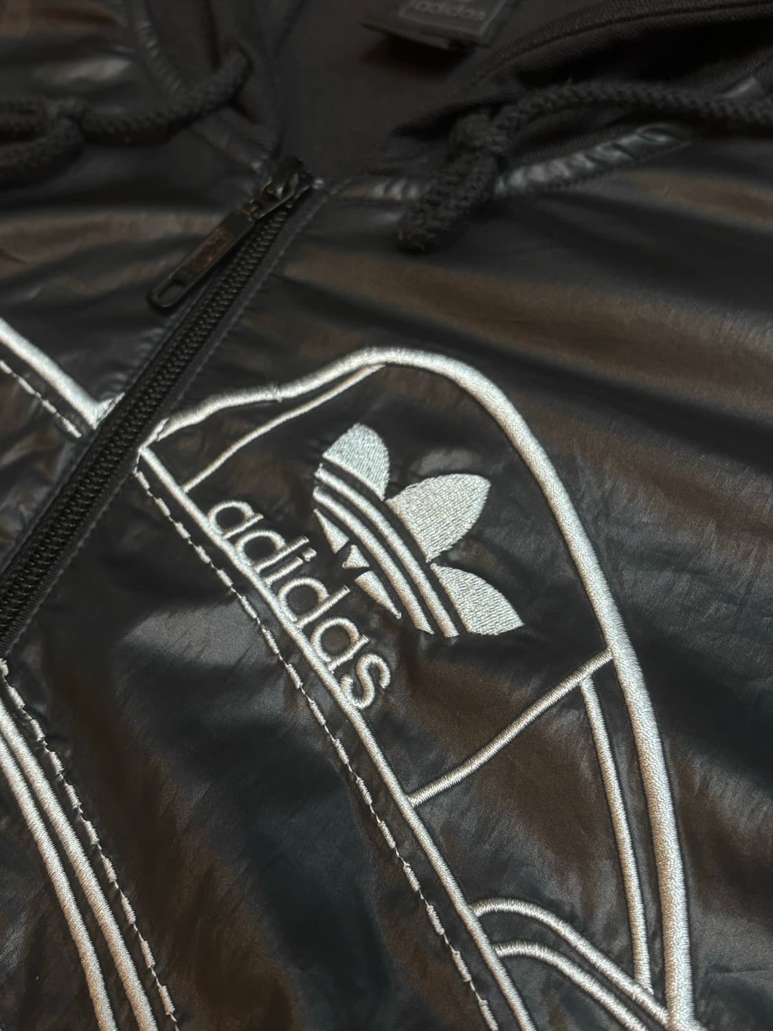 아디다스 자수 디테일 후드집업 상품이미지4