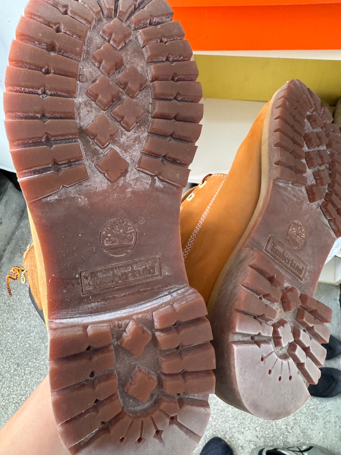 팀버랜드 프리미엄 6인치 워터프루프 부츠 위트 누벅  상품이미지6