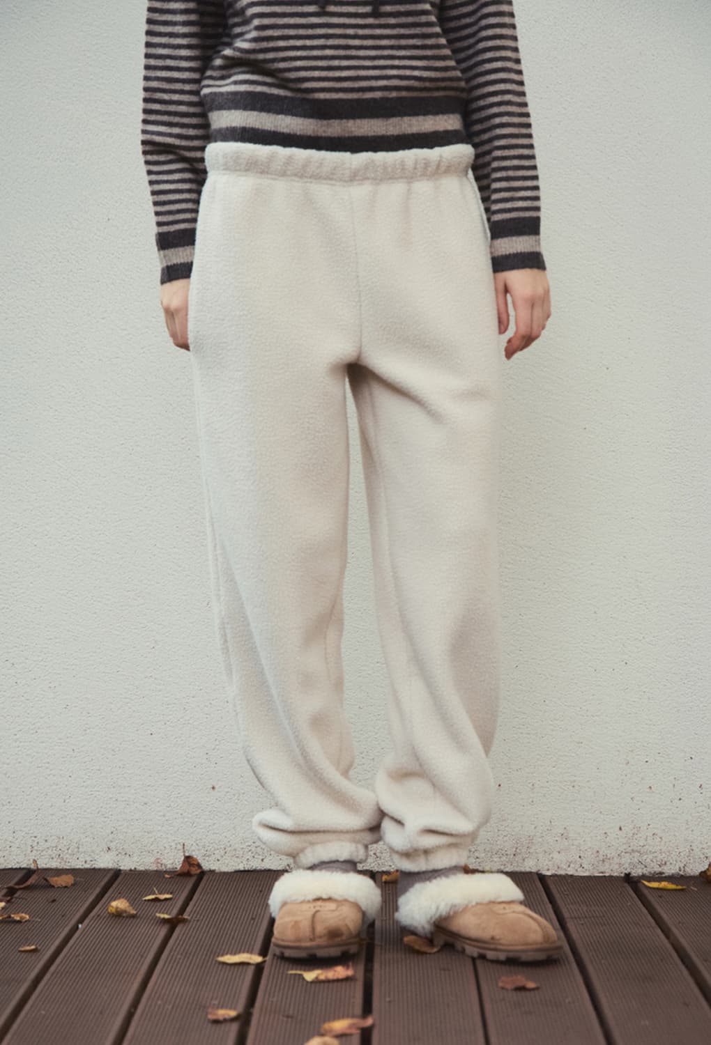 <새상품> 웬즈데이오아시스 양털 테디 스웻팬츠 / 조거팬츠 상품이미지5