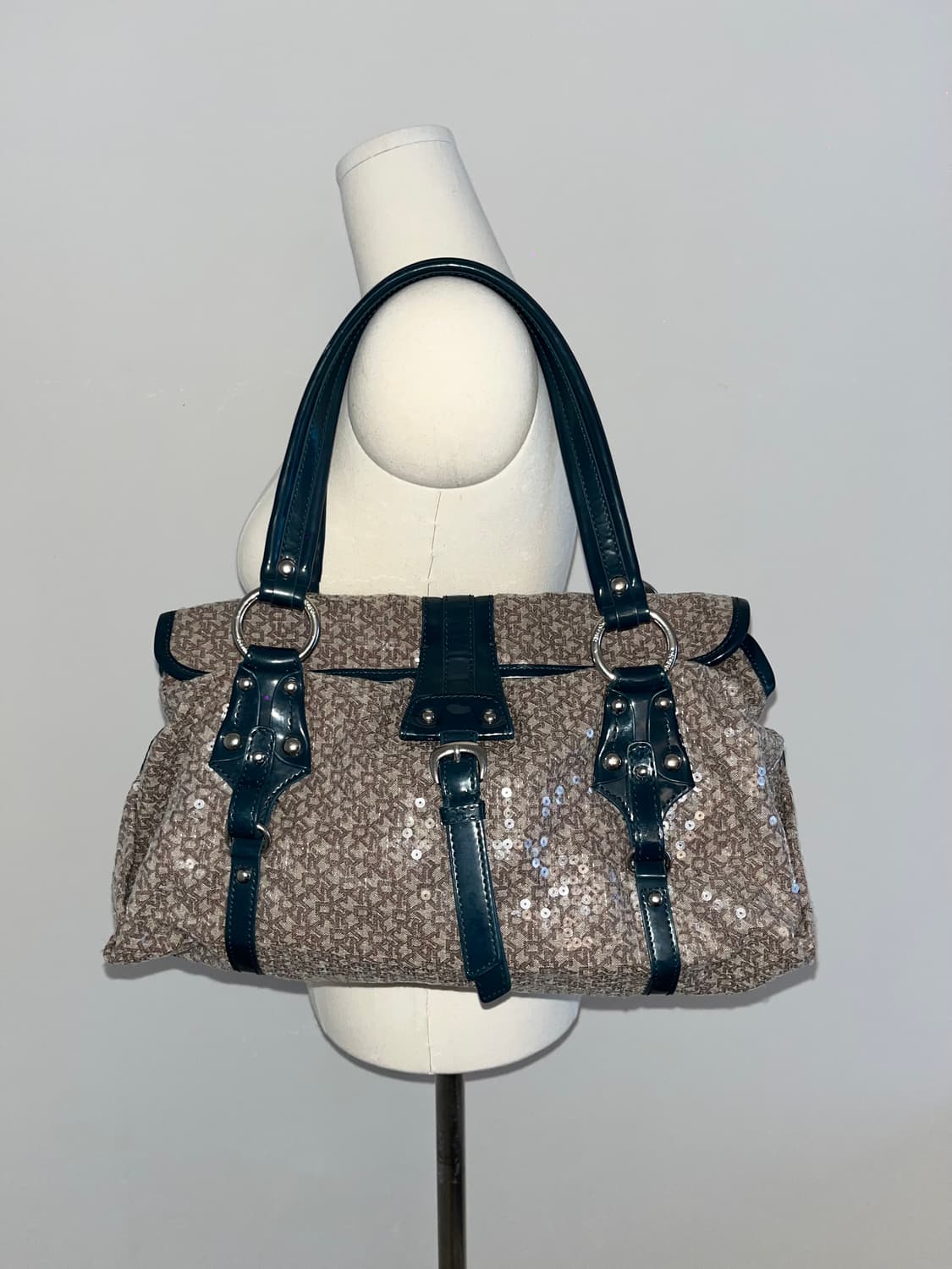 📦DKNY spangle shoulder bag 상품이미지1