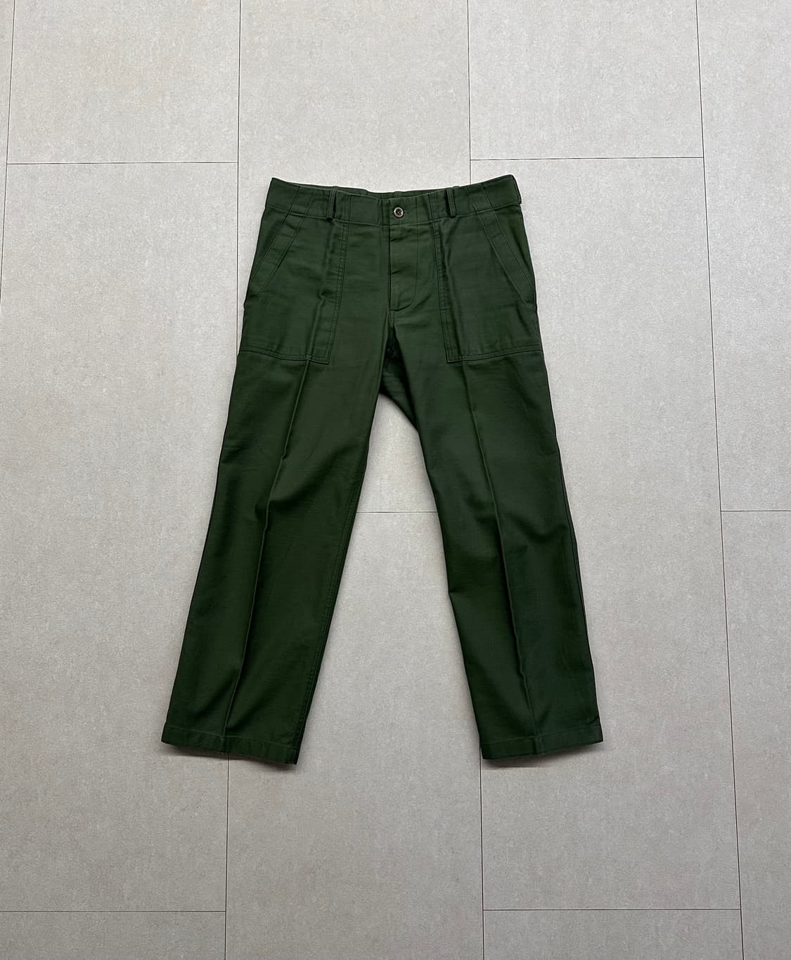 [2] 더패브릭 백사틴 퍼티그팬츠 올리브 그린 상품이미지2