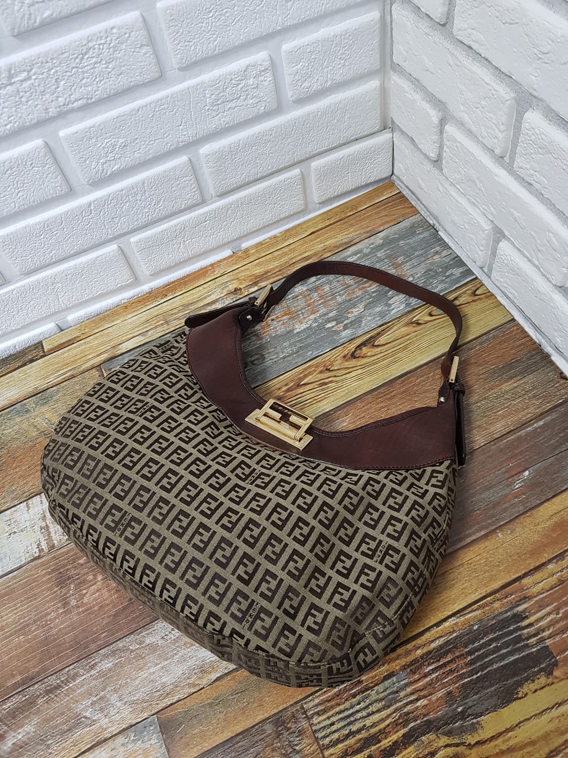 [정품] 펜디 주카 금장 호보백 브라운 상품이미지1