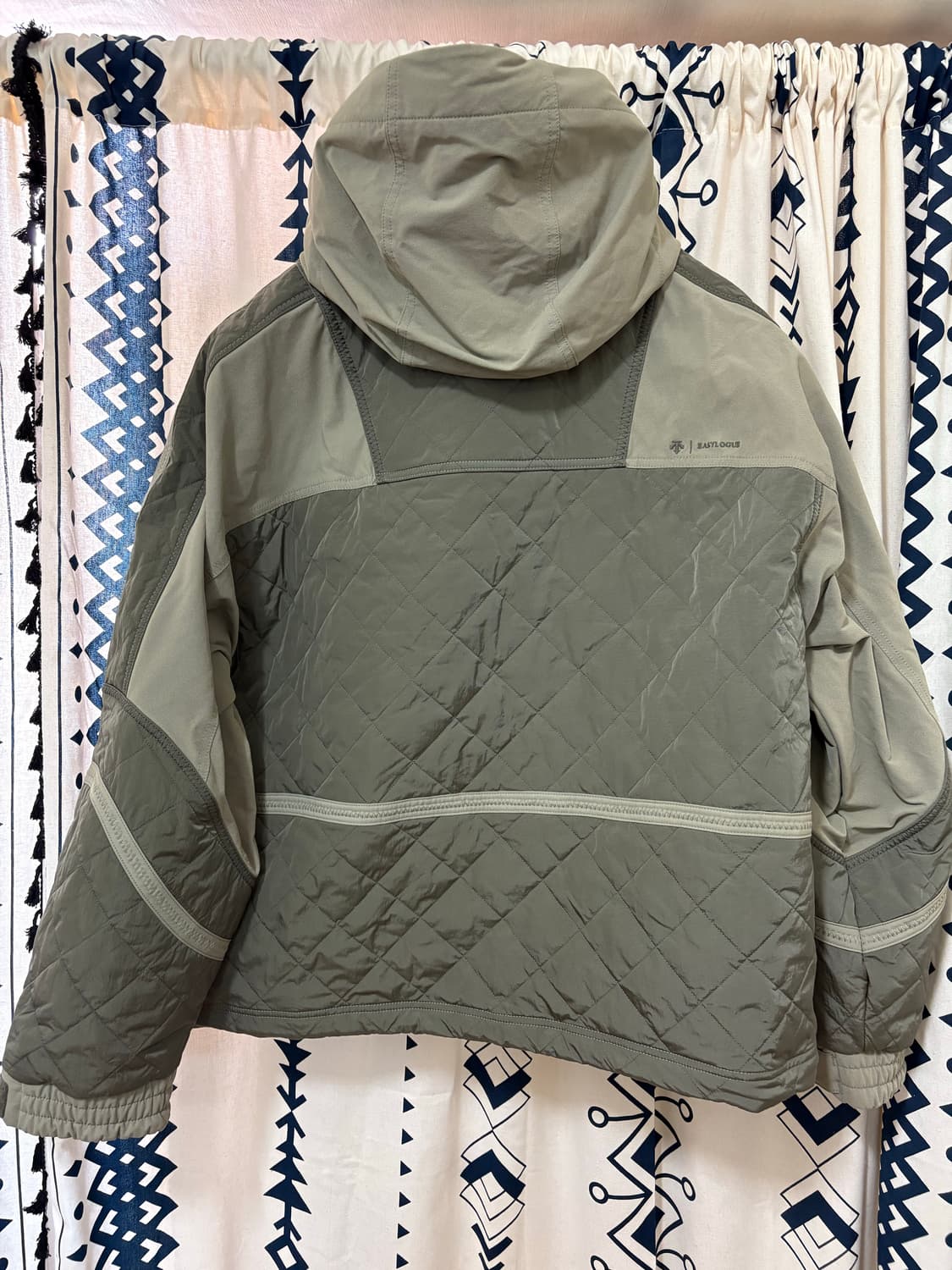 이스트로그x데상트 퀄팅자켓 M,L사이즈 보유 상품이미지9