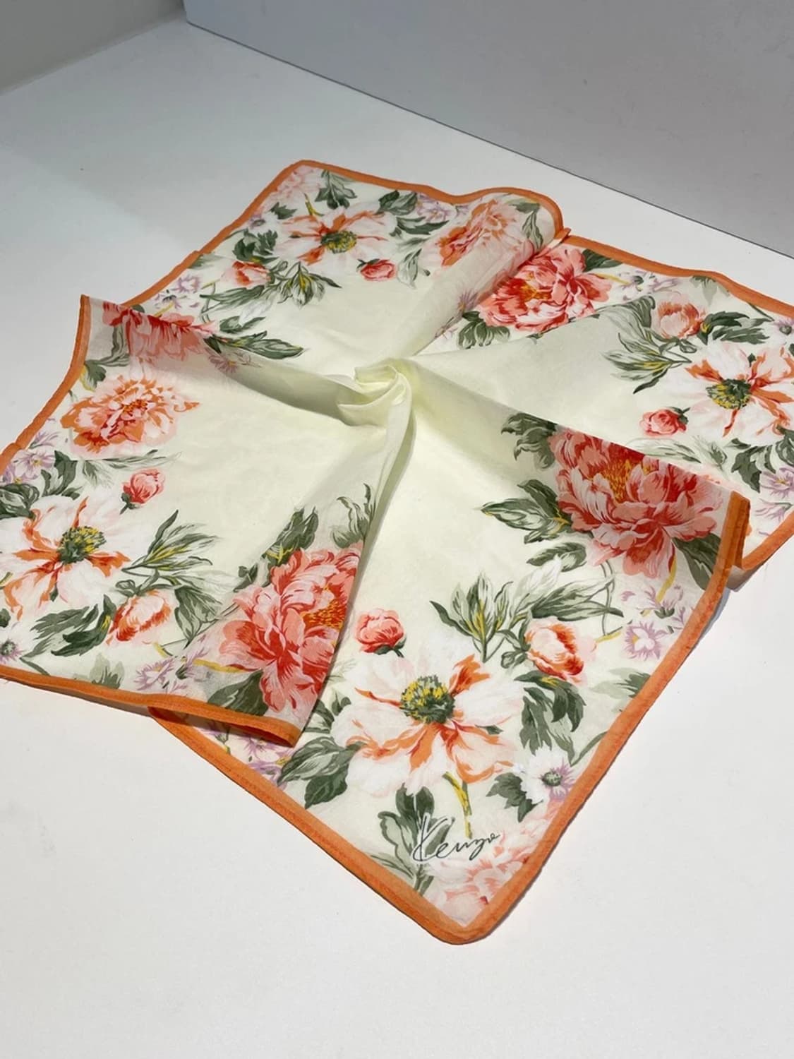 겐조 00s 재팬 플라워 패턴 쁘띠 손수건 A1461 상품이미지2