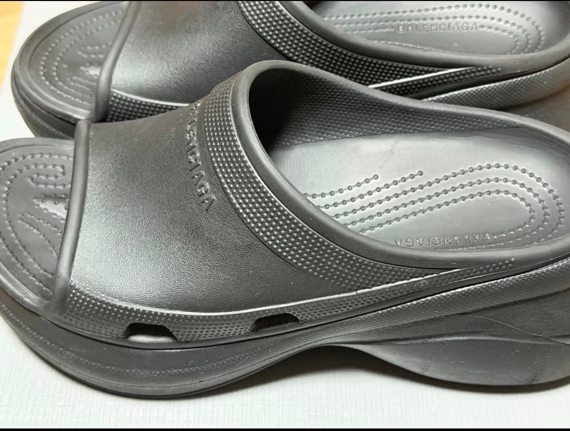 발렌시아가 크록스 뮬 상품이미지3