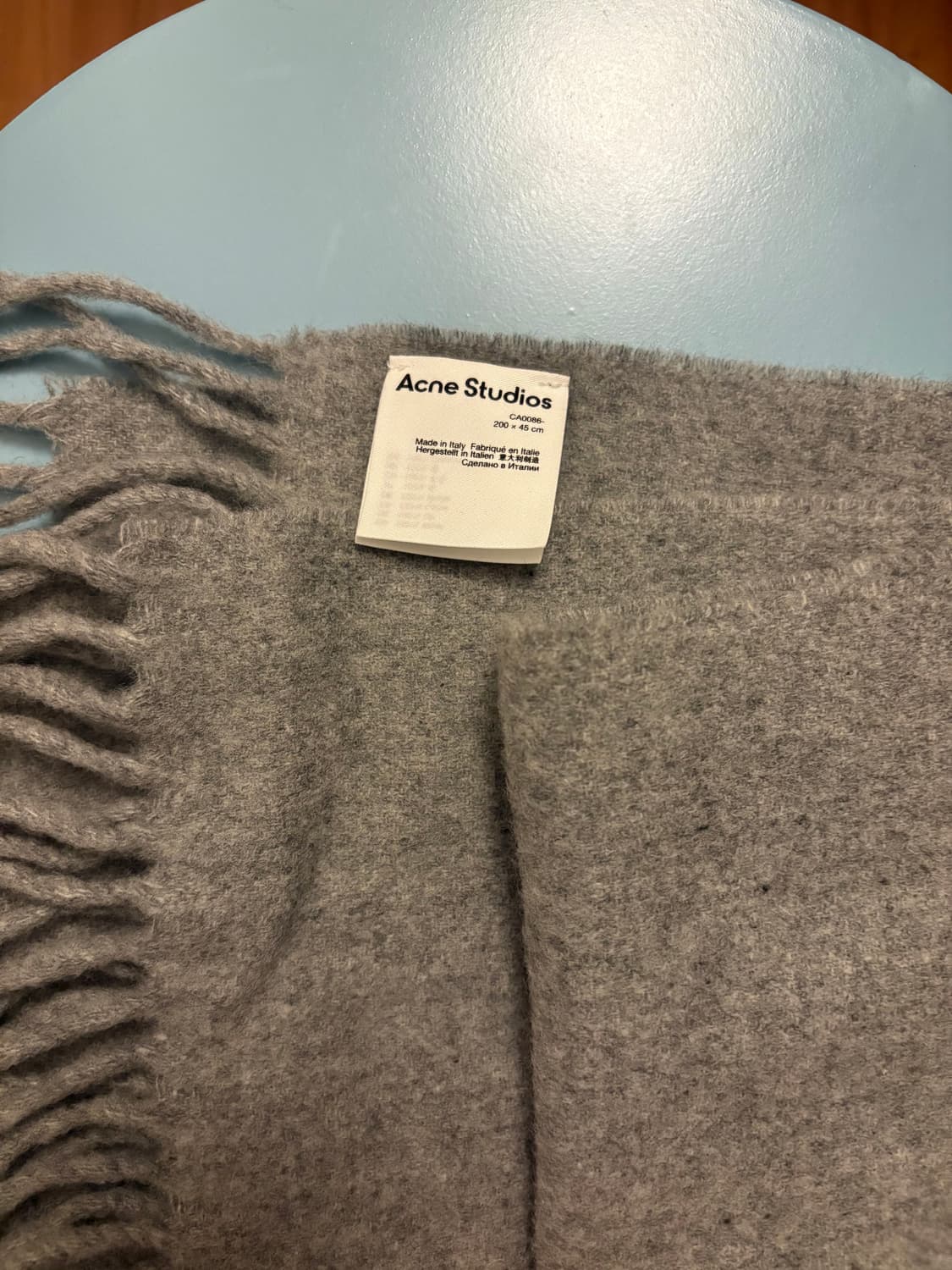 아크네스튜디오 머플러 상품이미지2