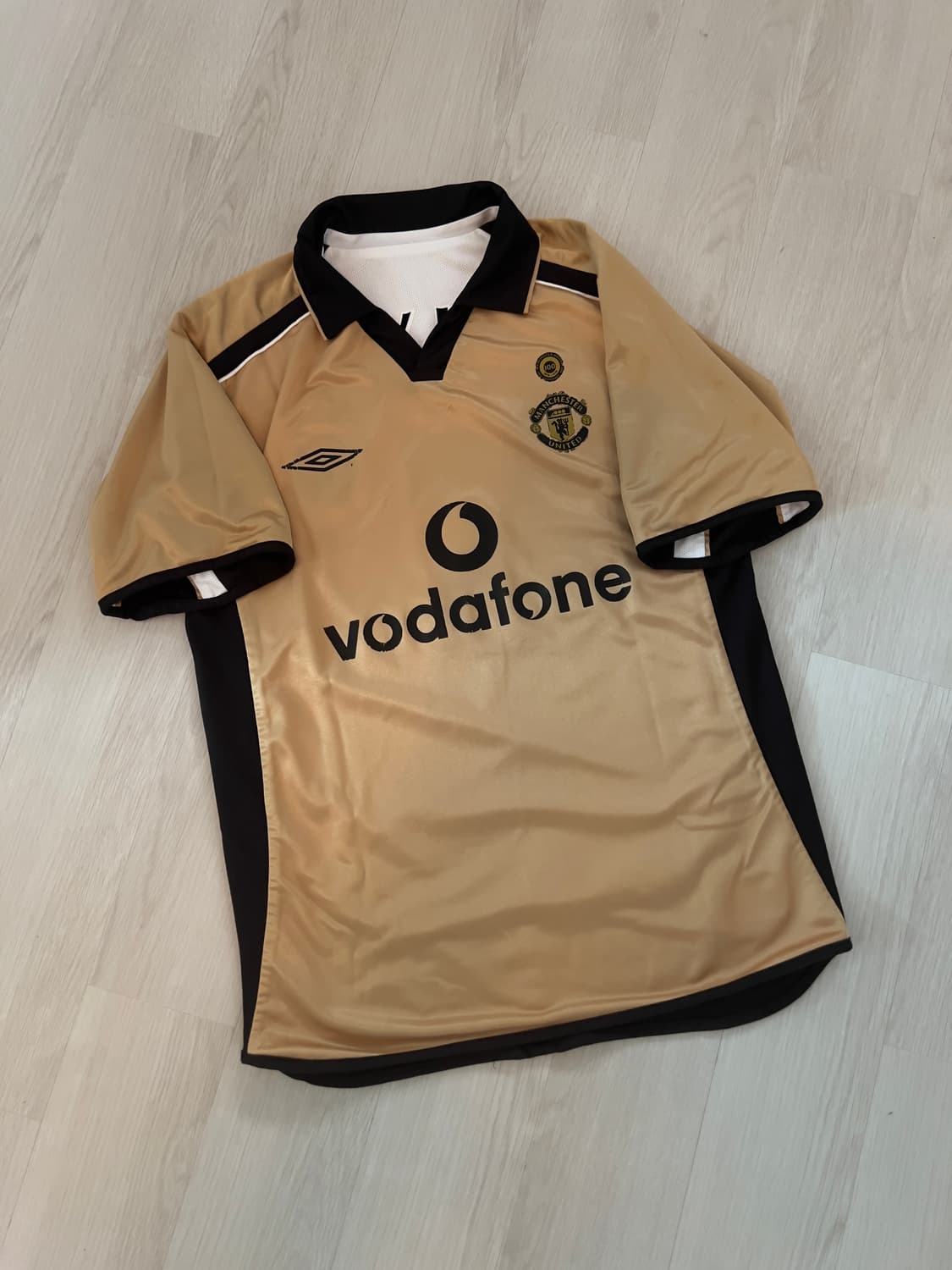 01/02 맨체스터 유나이티드 어웨이 백주년 베컴 유니폼 상품이미지3