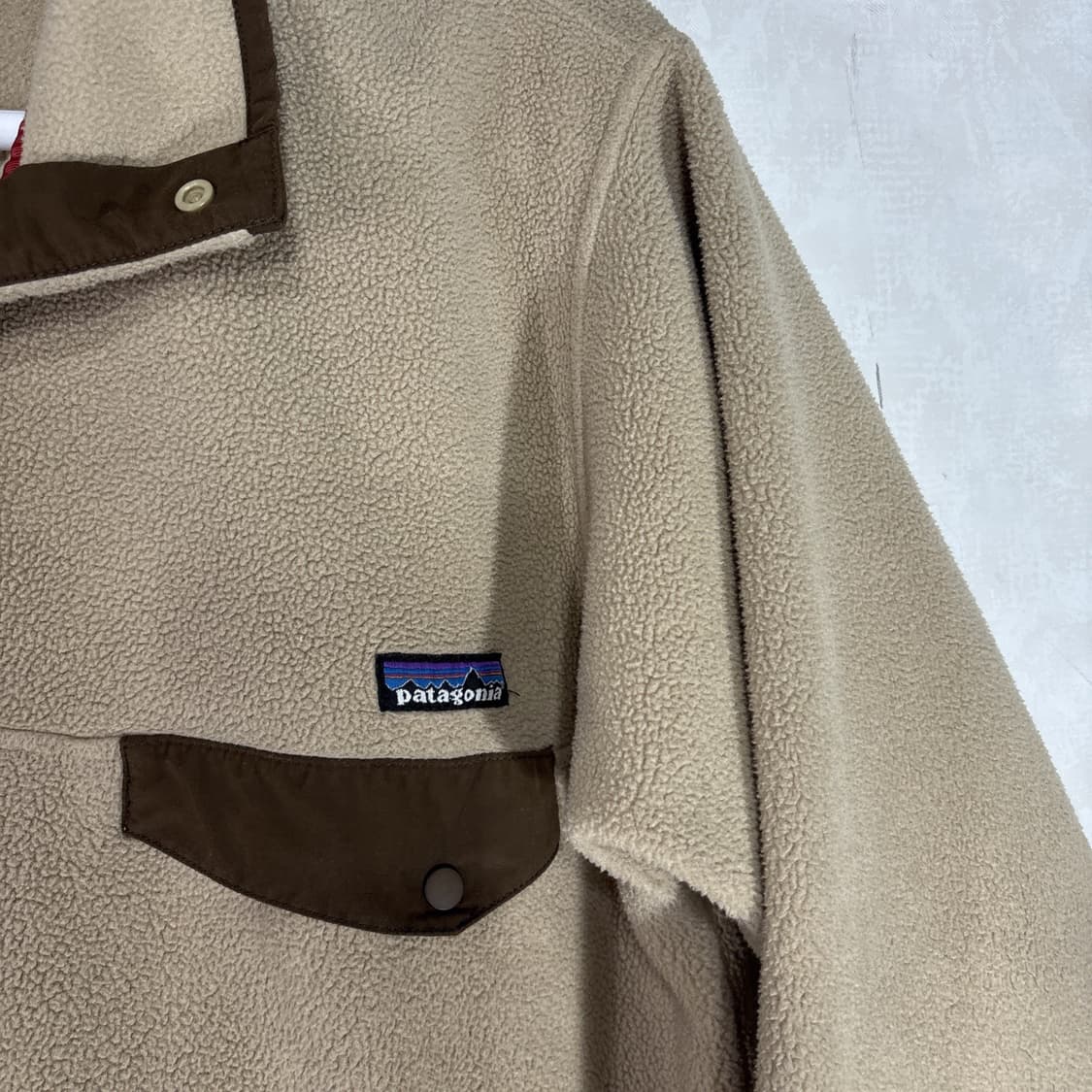 11FW 파타고니아 신칠라 스냅-T 베이지/브라운 상품이미지3