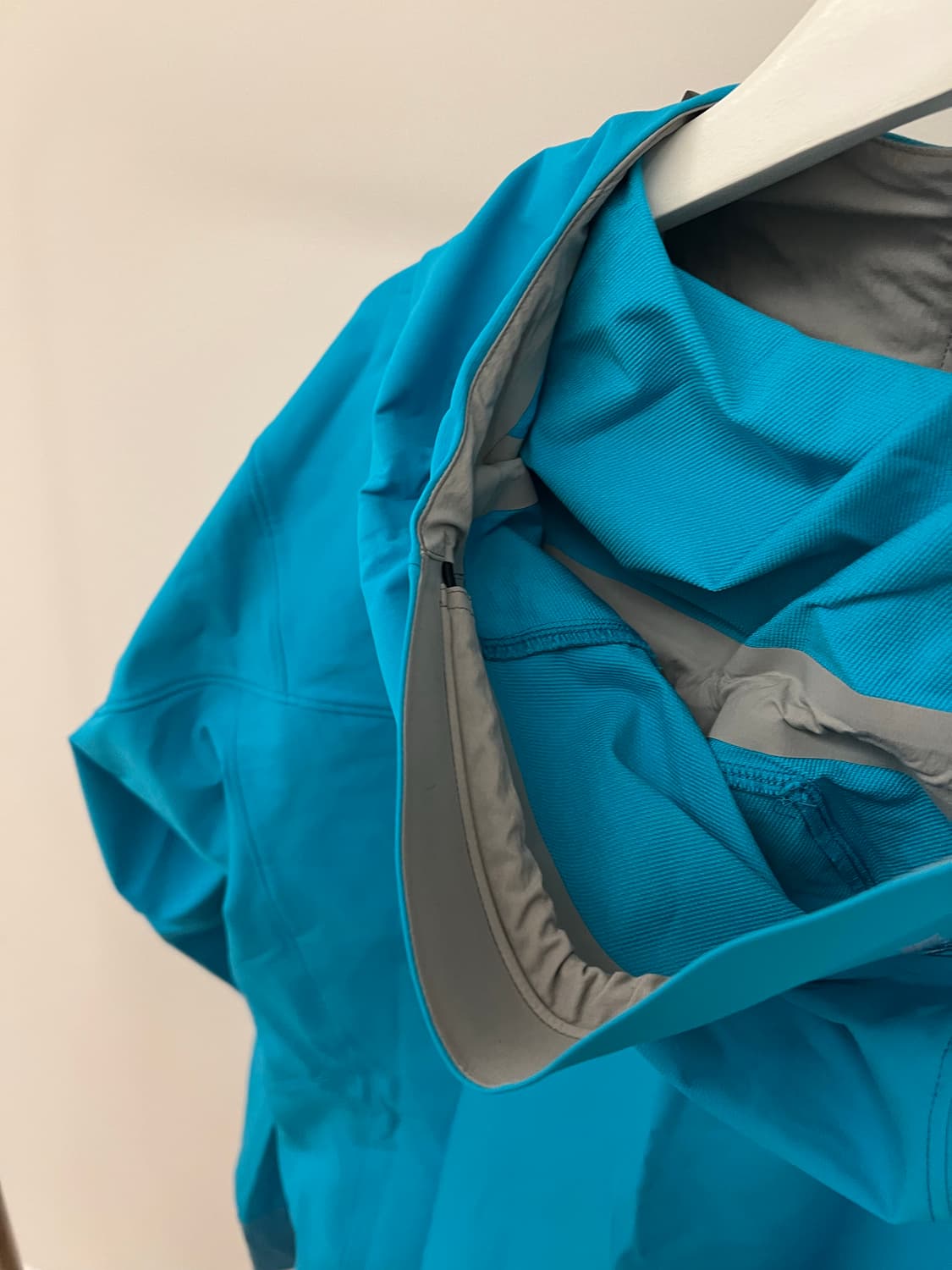 아크테릭스 감마후디 상품이미지4