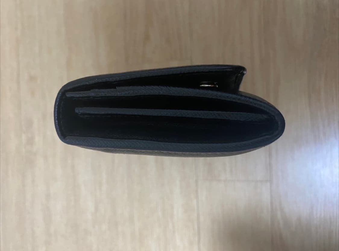 프라다 지갑 상품이미지4