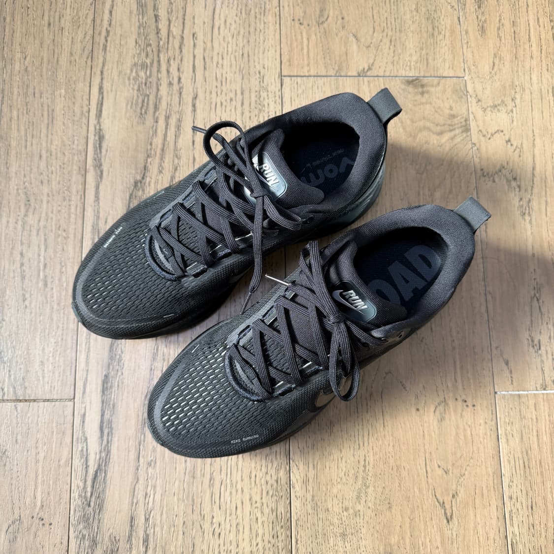 나이키 줌 보메로 18 / 올블랙 / 265 / 박풀 상품이미지3