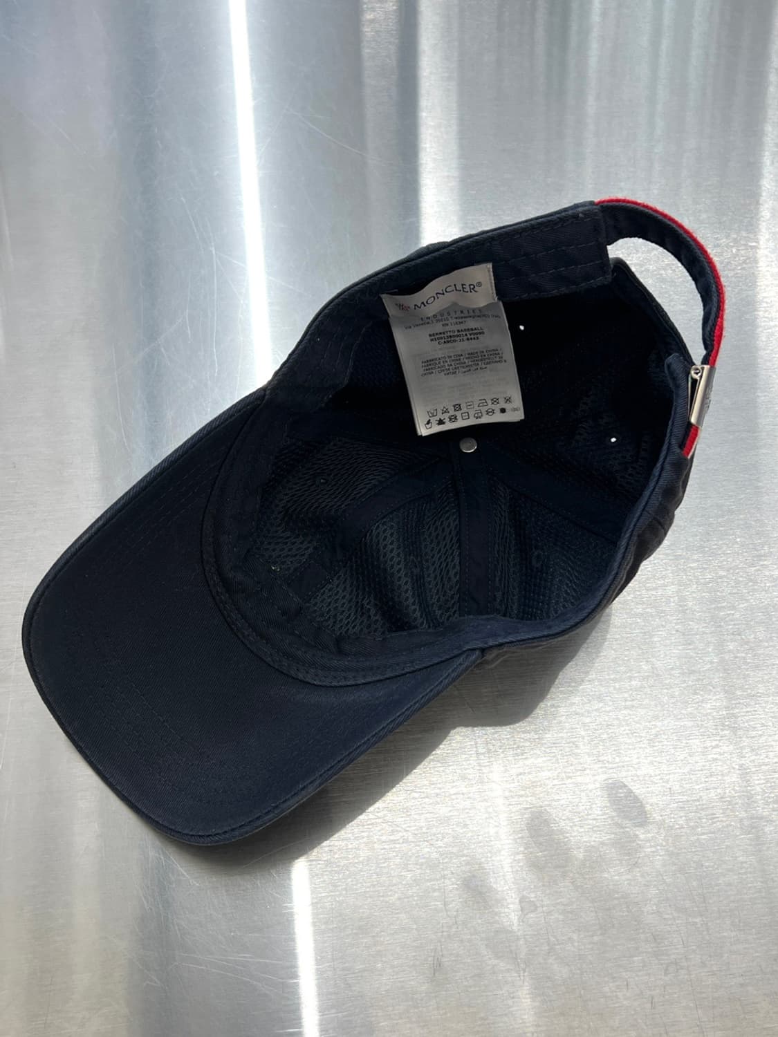 몽클레어 썬페이드 와펜 다크 네이비 볼캡 상품이미지8