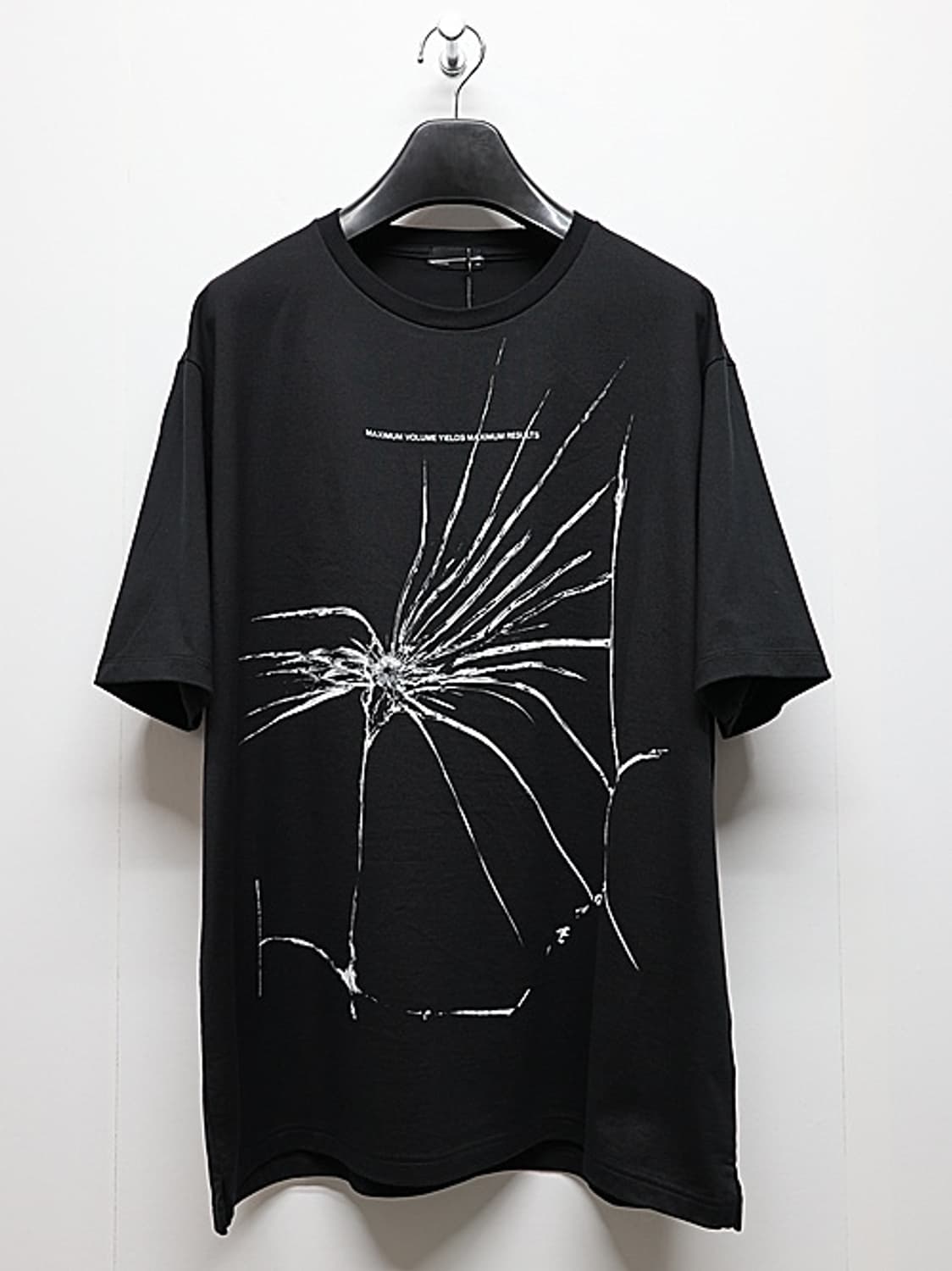 새상품 라드뮤지션 크랙 프린팅 숏슬리브 46사이즈 상품이미지1