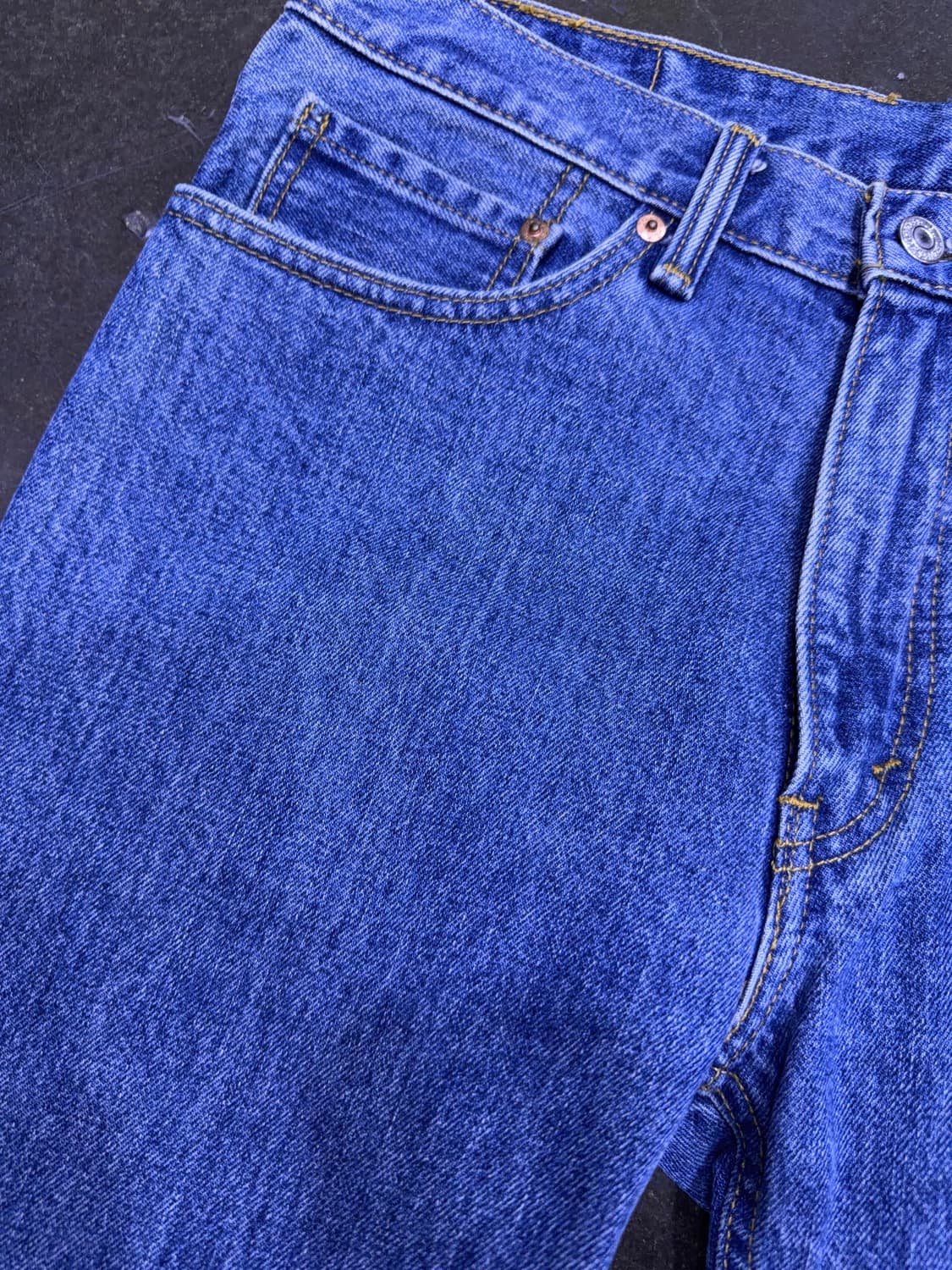 리바이스 505 레귤러 스트레이트핏 스톤워싱 데님팬츠 33 상품이미지4