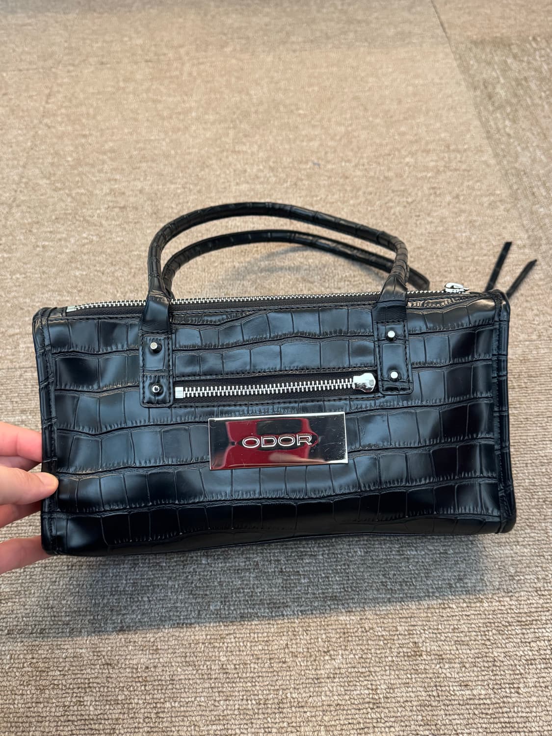 오도어 크로코 미니백 상품이미지1