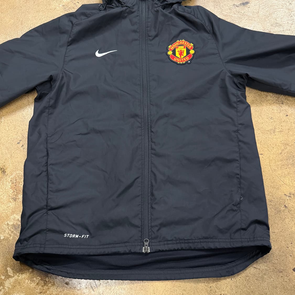 나이키 맨유 블랙 바람막이 상품이미지3