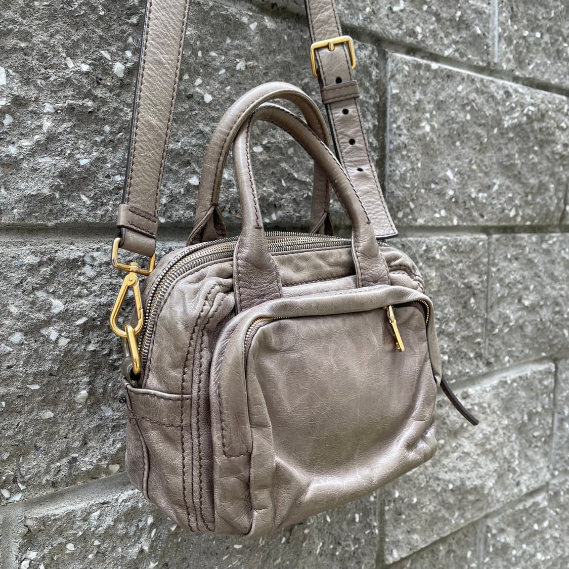 [OS] Prada 비텔로 샤인 바울레토 사첼 백 상품이미지2