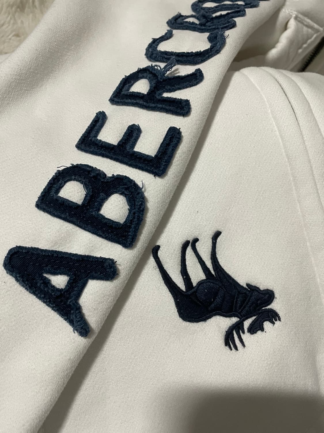 아베크롬비 순록 후드집업 화이트 네이비 상품이미지5