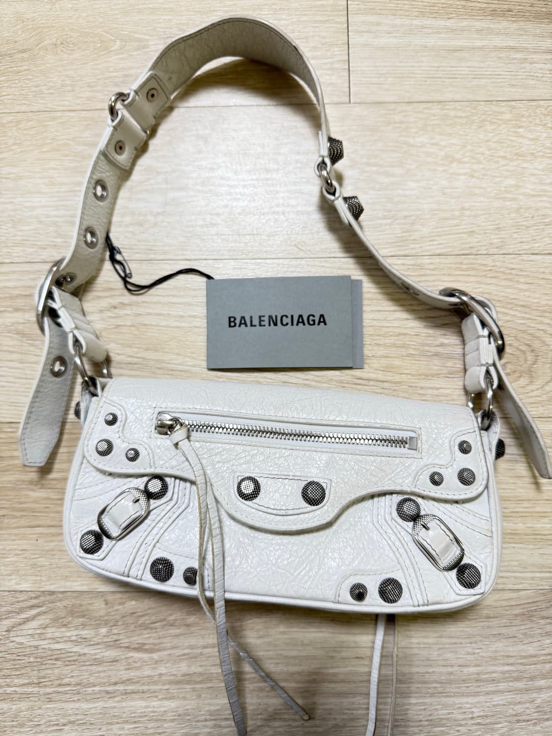 발렌시아가 르 카골 슬링백 상품이미지4