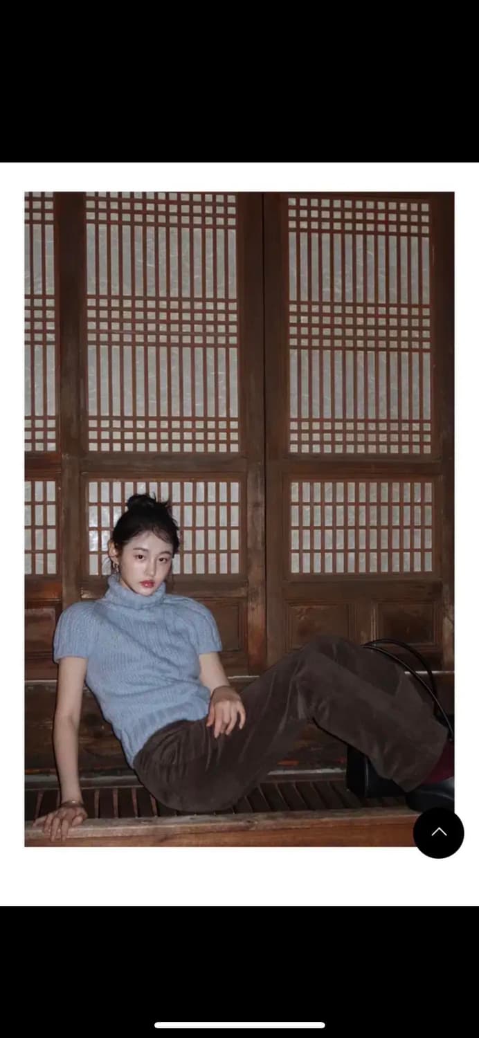 어렌 트위스트 터틀넥 니트 블루 그레이 상품이미지4