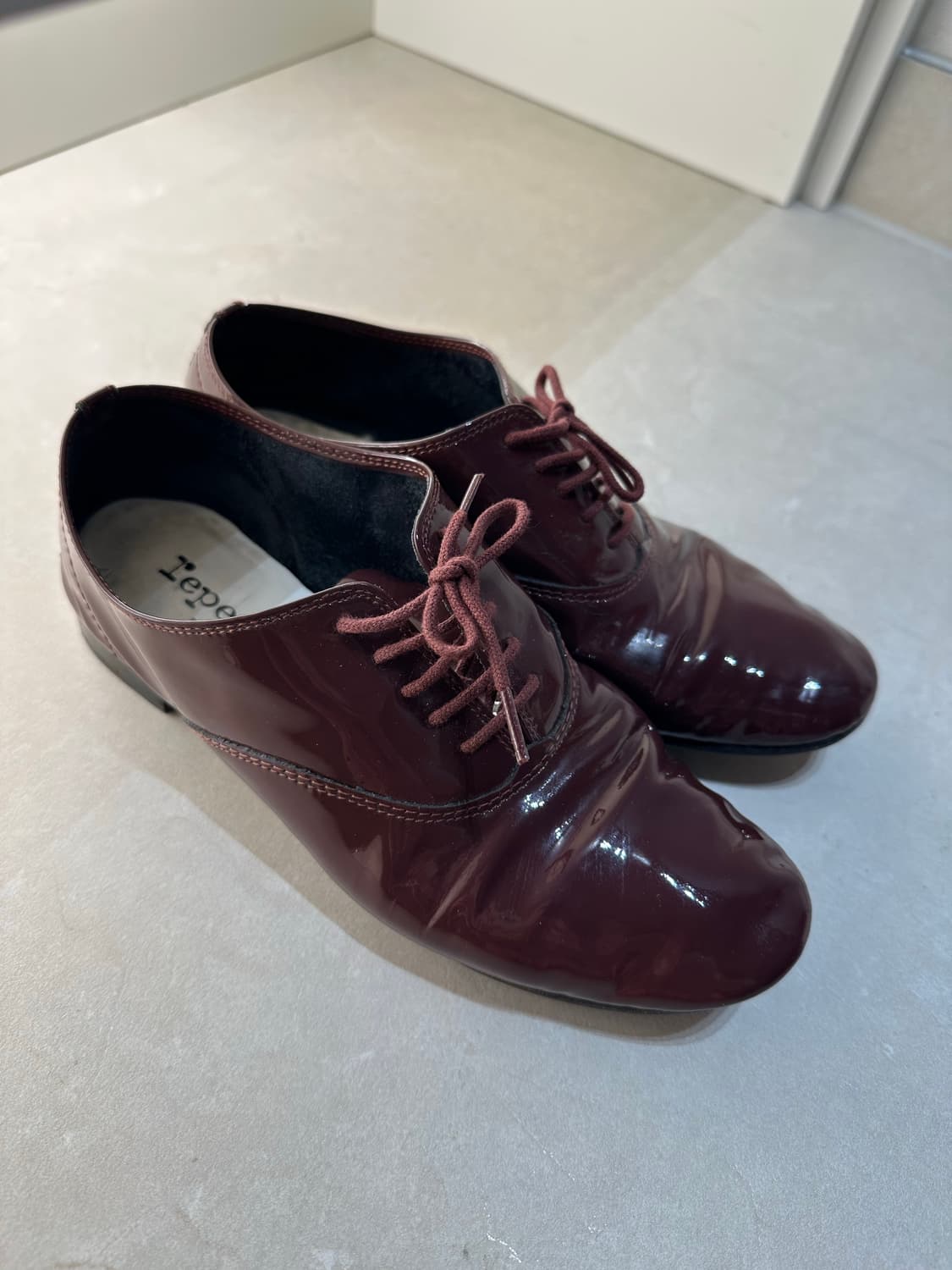 레페토 에나멜 옥스포드 슈즈 (버건디 / 박스, 더스트 포함) 상품이미지1