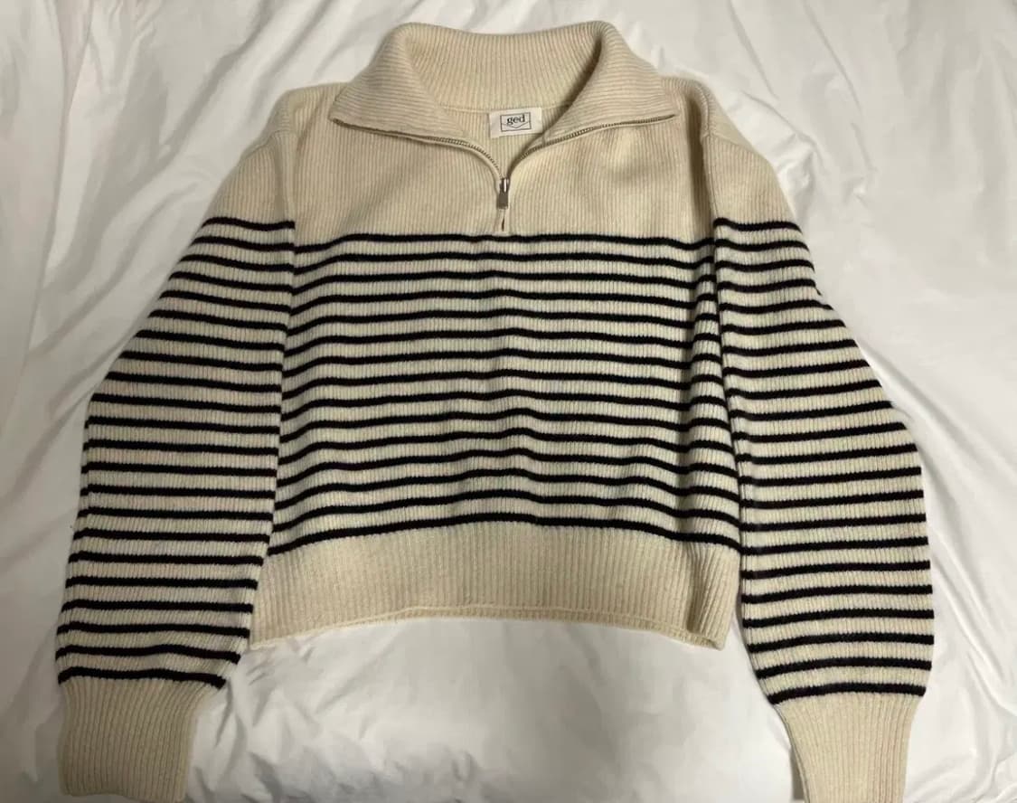 택포)게드 스트라이프 집업 니트 아이보리 S사이즈 상품이미지1