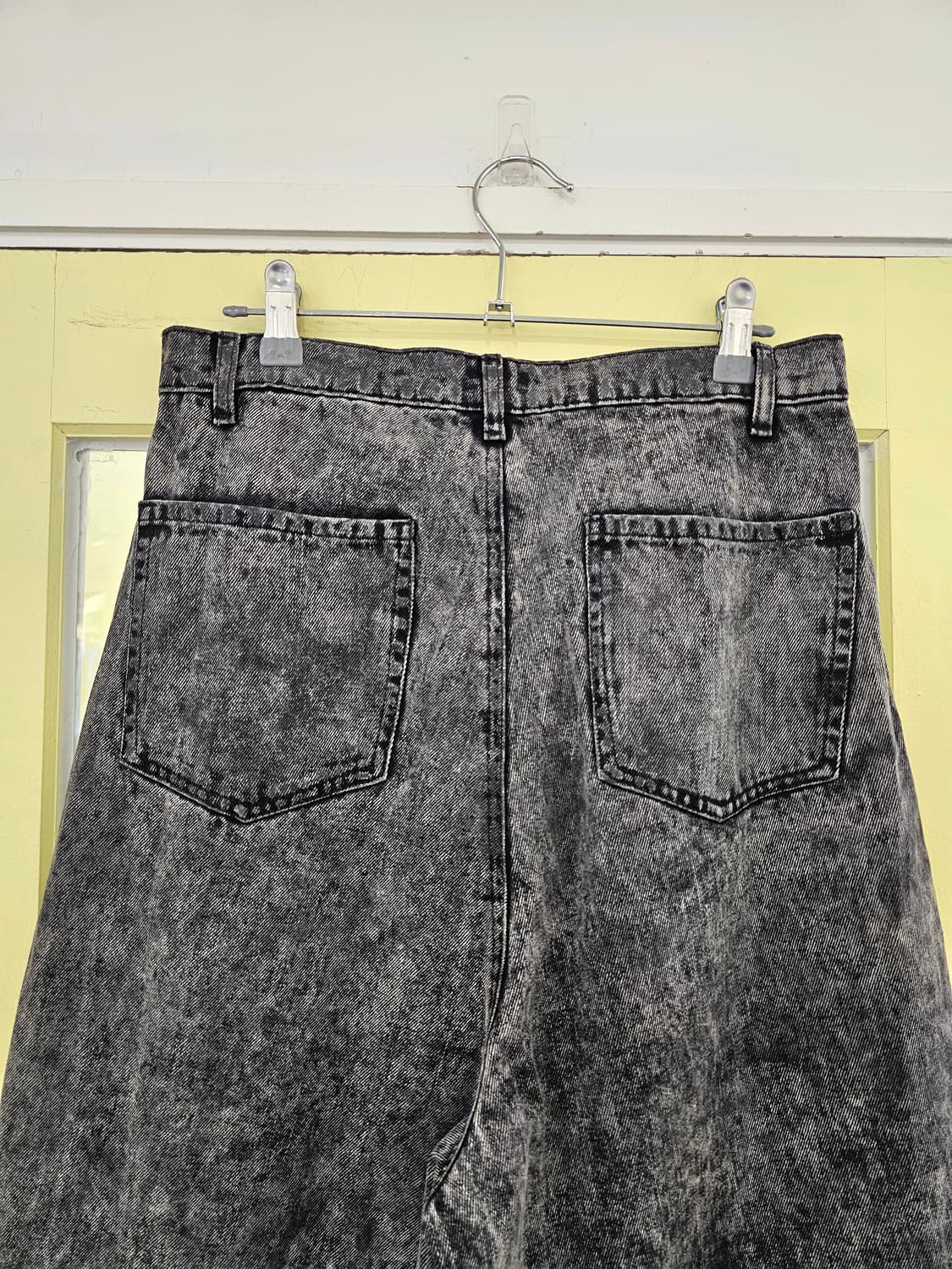 Adrer 스톤워싱 핀턱 와이드 테이퍼드 데님 상품이미지6