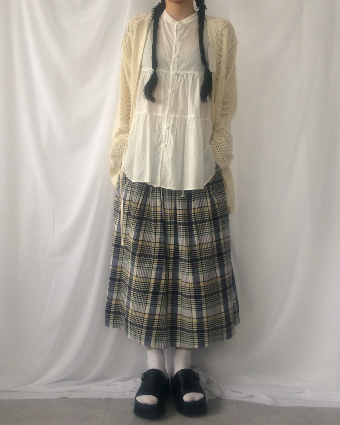 Tied punching knit cardigan 상품이미지8