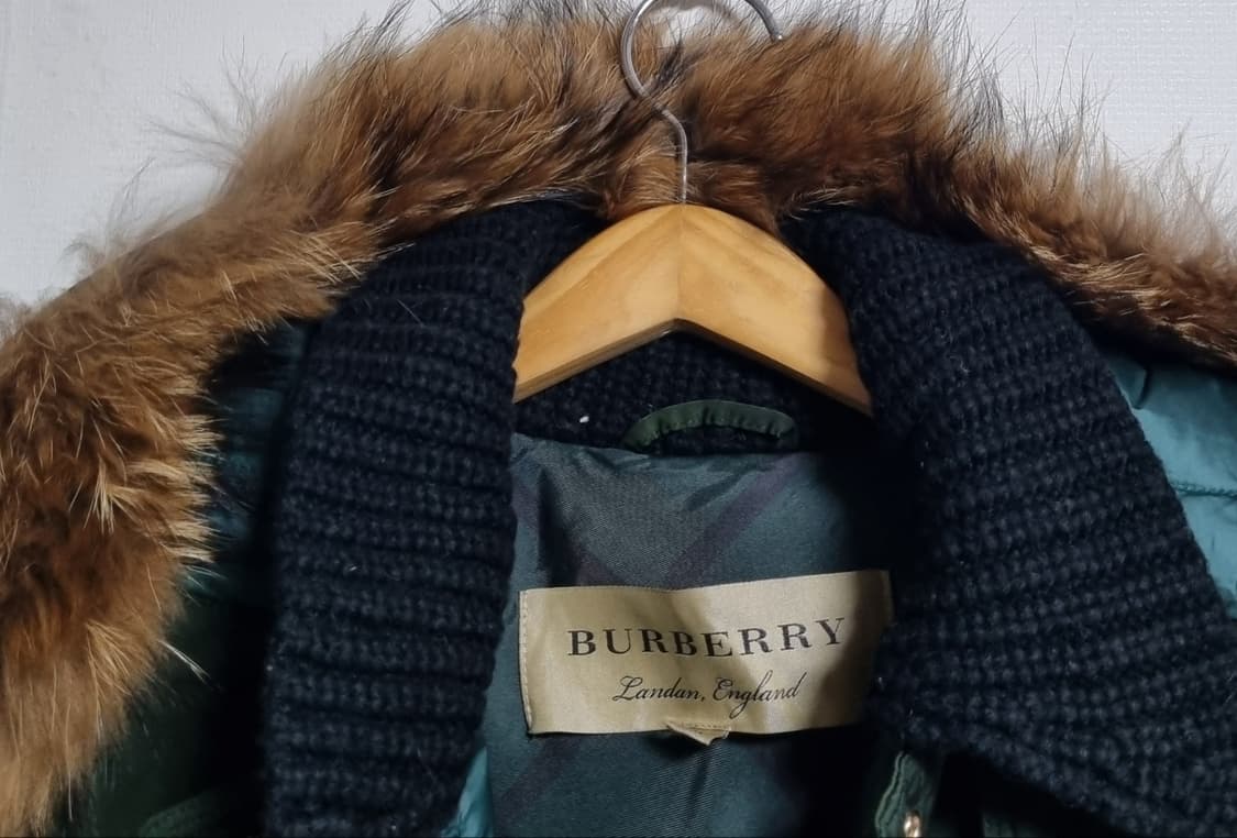 S (55) 버버리 카키 덕다운 오리털 롱패딩 상품이미지4