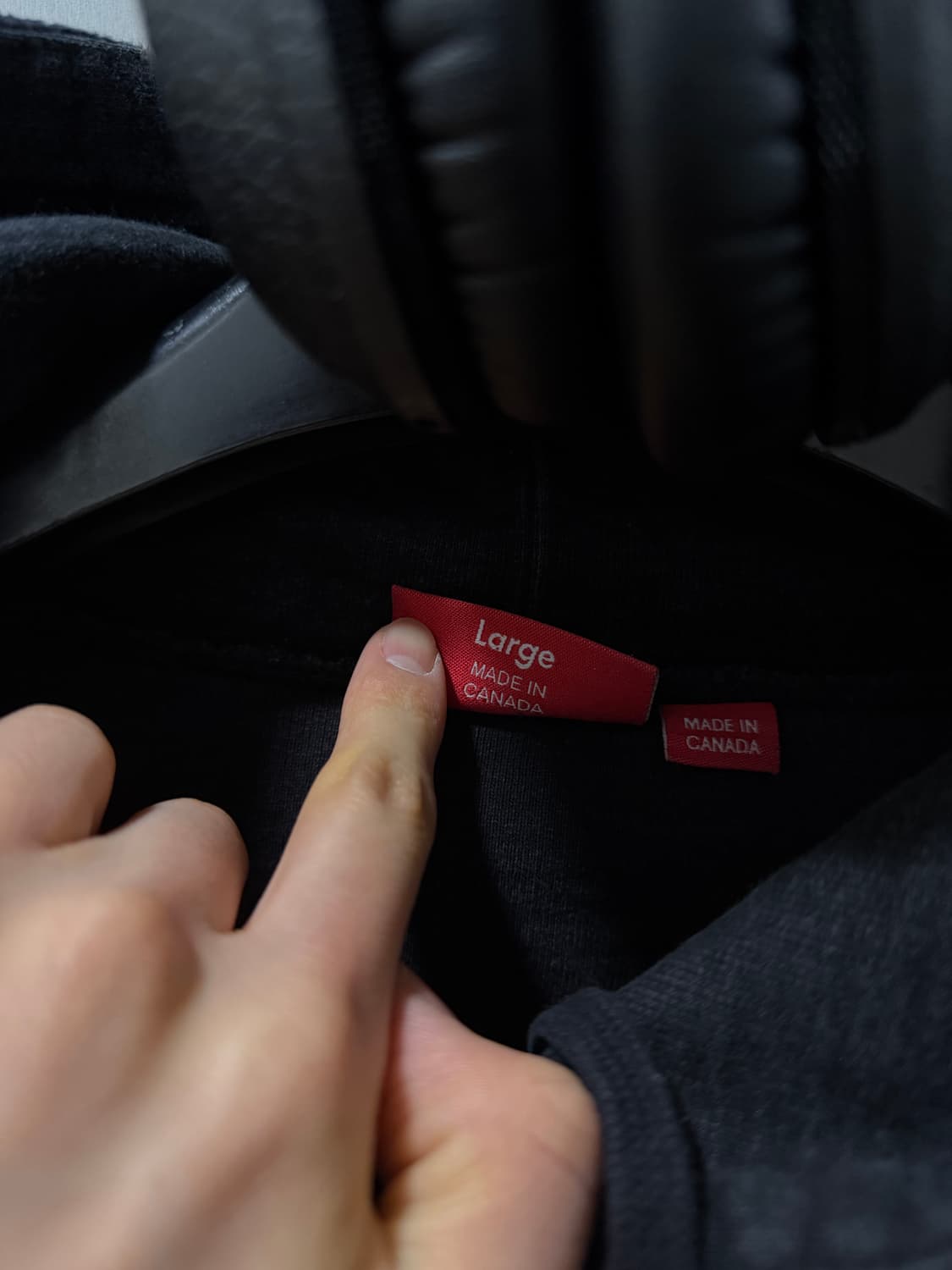 슈프림 [민트급.정품] 올드잉글리쉬 (시세 52만) 후드 플리스 L 상품이미지6