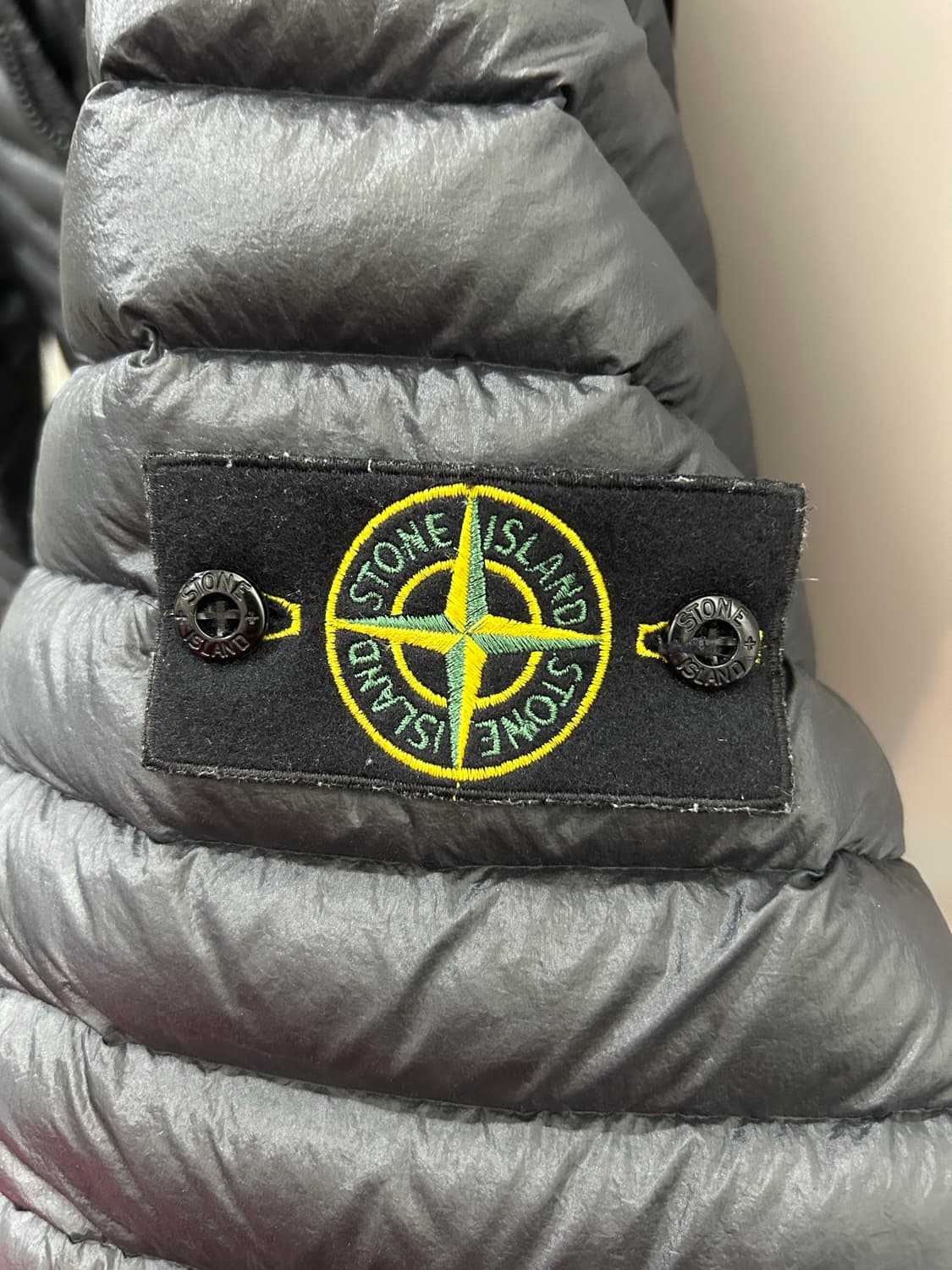 스톤아일랜드 룸우븐 경량패딩 xl 상품이미지2