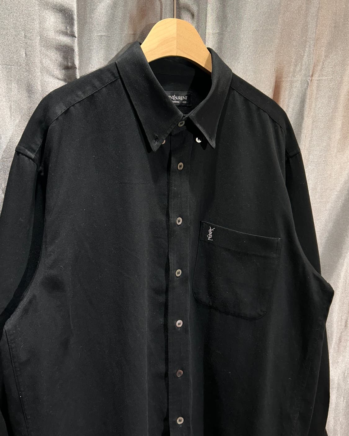 L YSL 입생로랑 심볼로고 벨벳 코듀로이 블랙 셔츠 상품이미지4