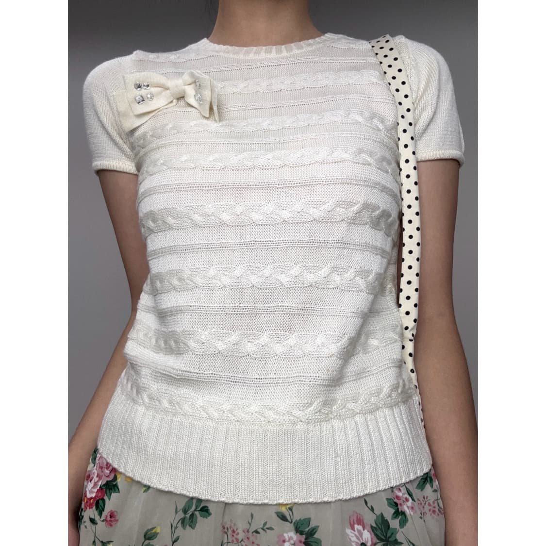 빈티지 리본 아이보리 니트 상품이미지1